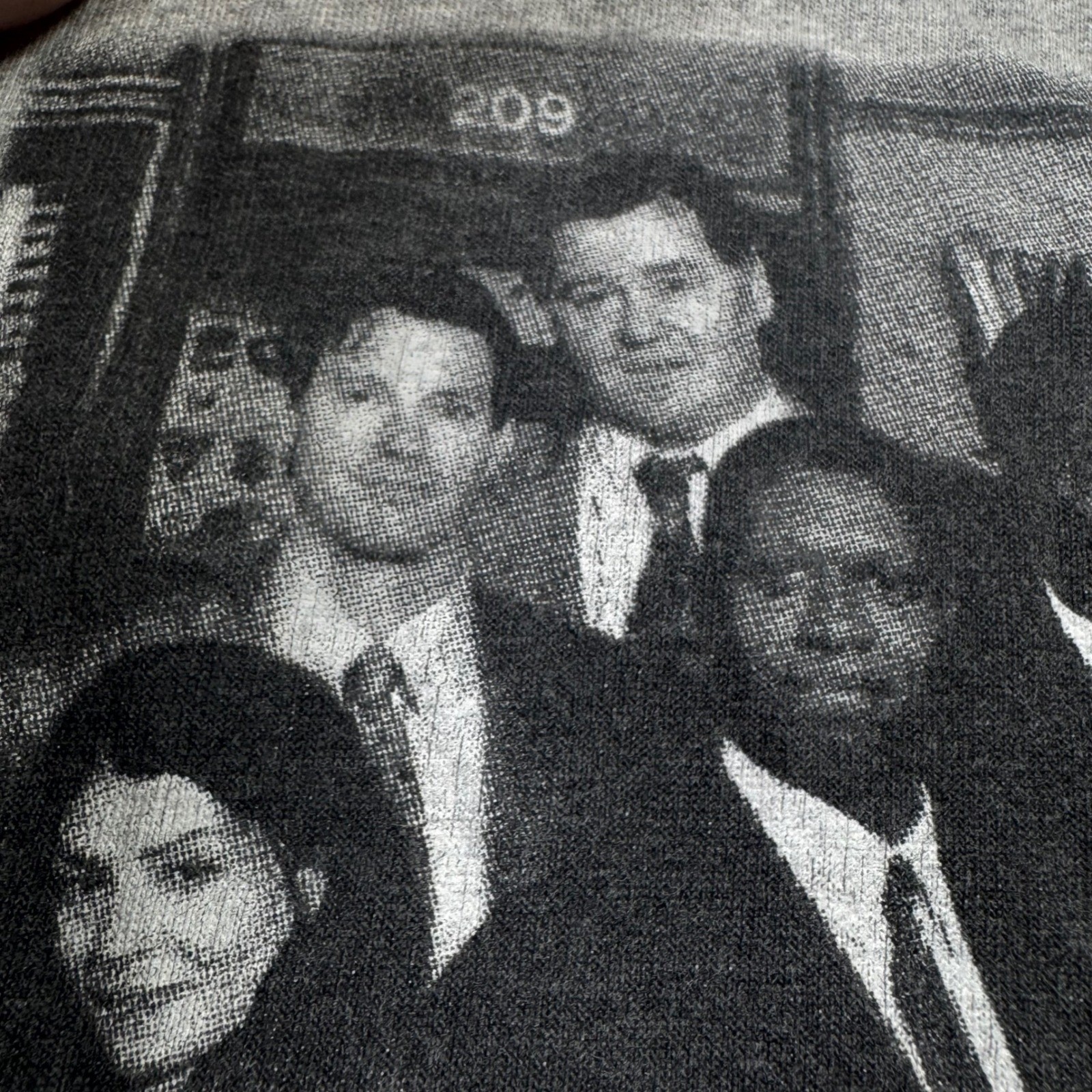 Delta Homicide Life on the Street T-Shirt Mens XL Gray 90s TV Show Graphic Rare gallery