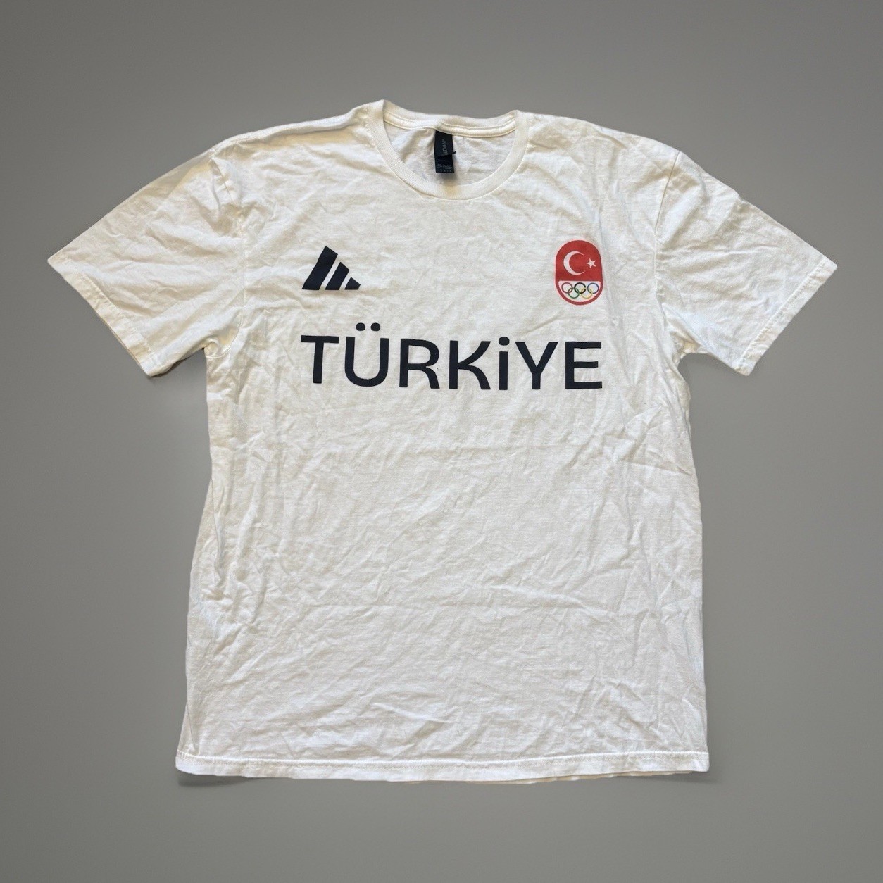 Turkish Shooter Yusuf Dikec 2024 Olympics Turkey Turkiye Uniform Shirt Large gallery