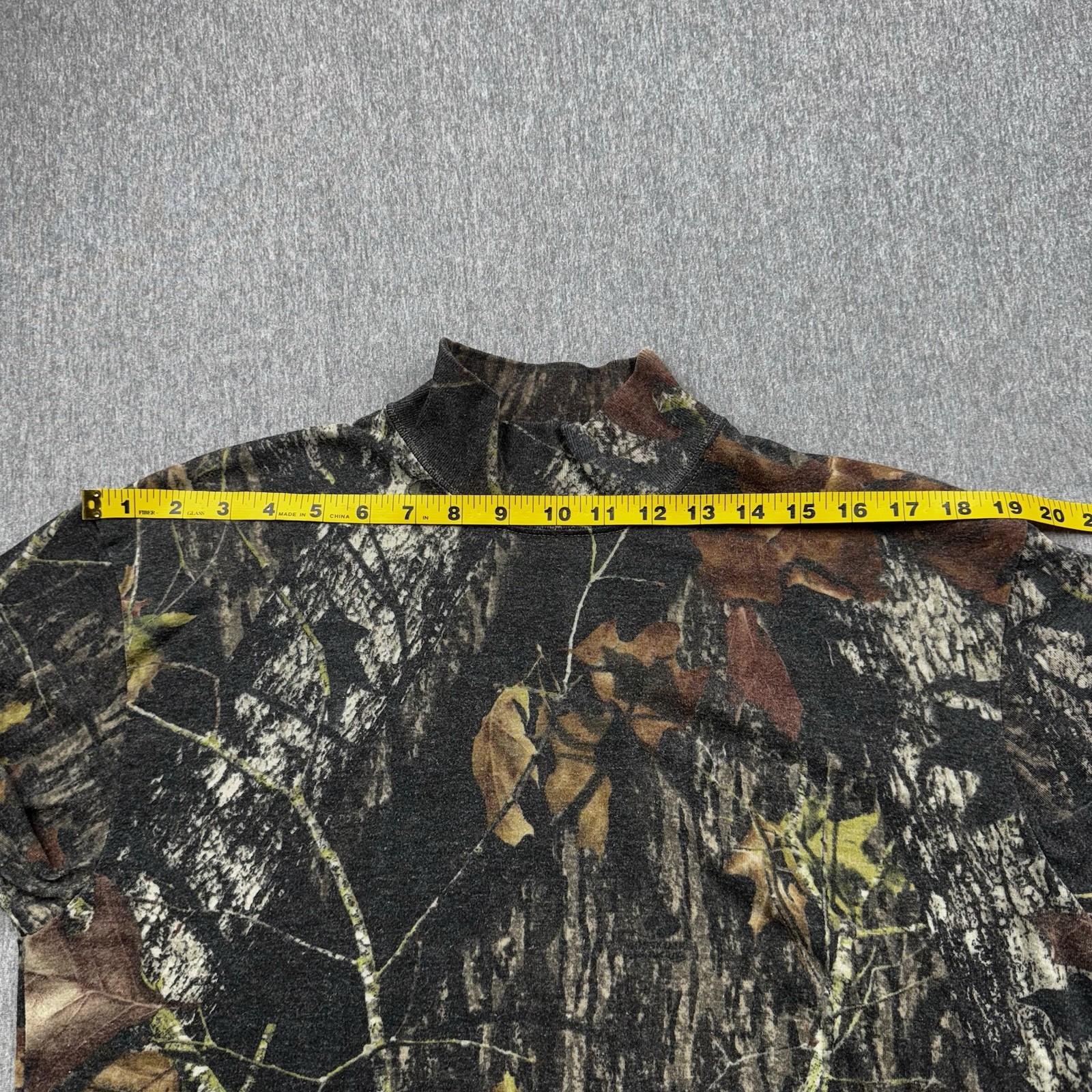 Duofold Camo Long Sleeve Mock Neck Mens Sz L Shirt Mossy Oak Hunting Outdoor gallery