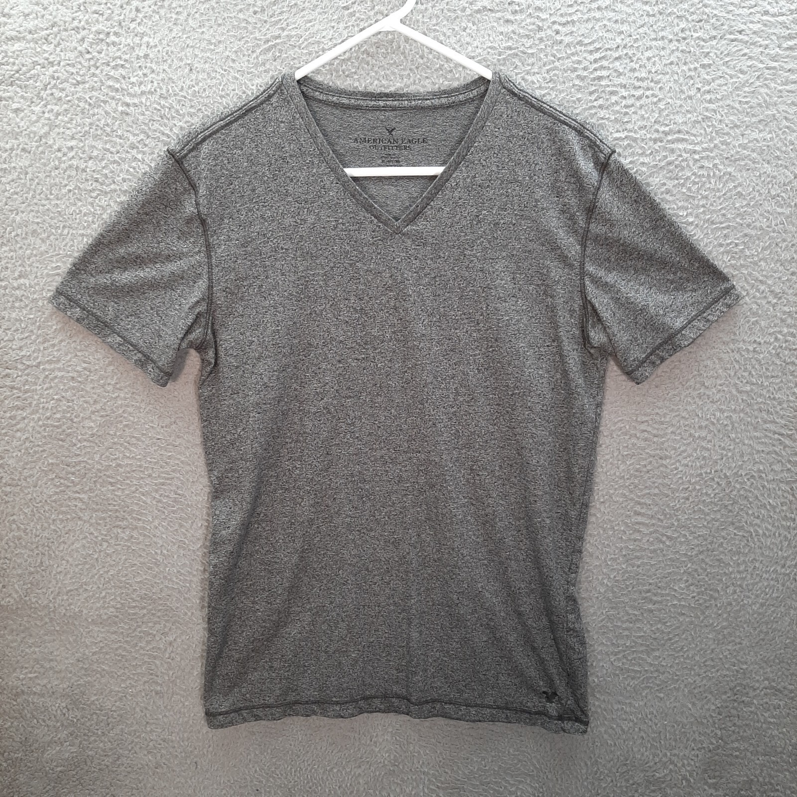 American Eagle Shirt Mens Medium Tall Gray Heather V Neck Preppy Workwear Casual gallery