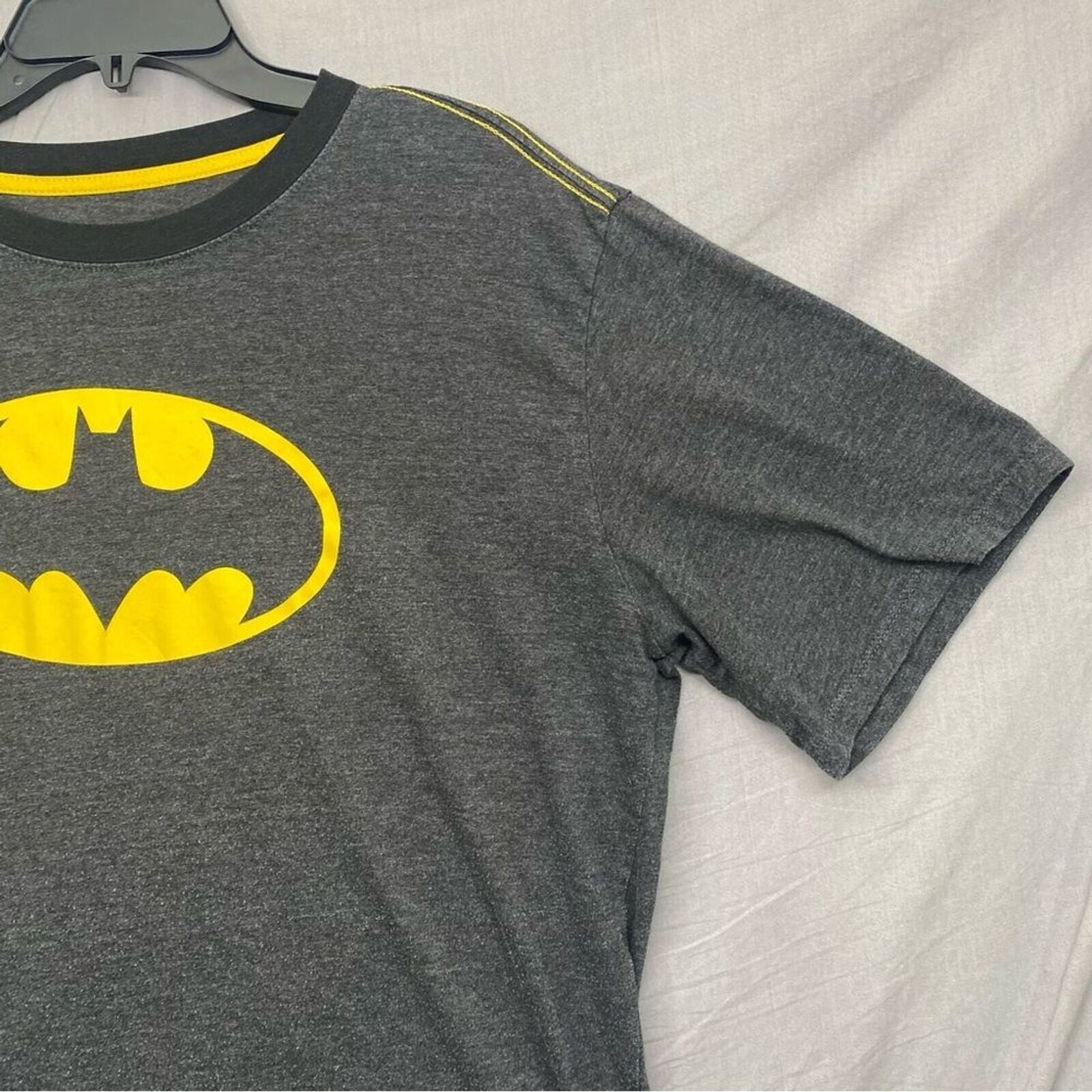 Batman T-Shirt Retro Symbol Dark Gray & Yellow Men's Size | L gallery