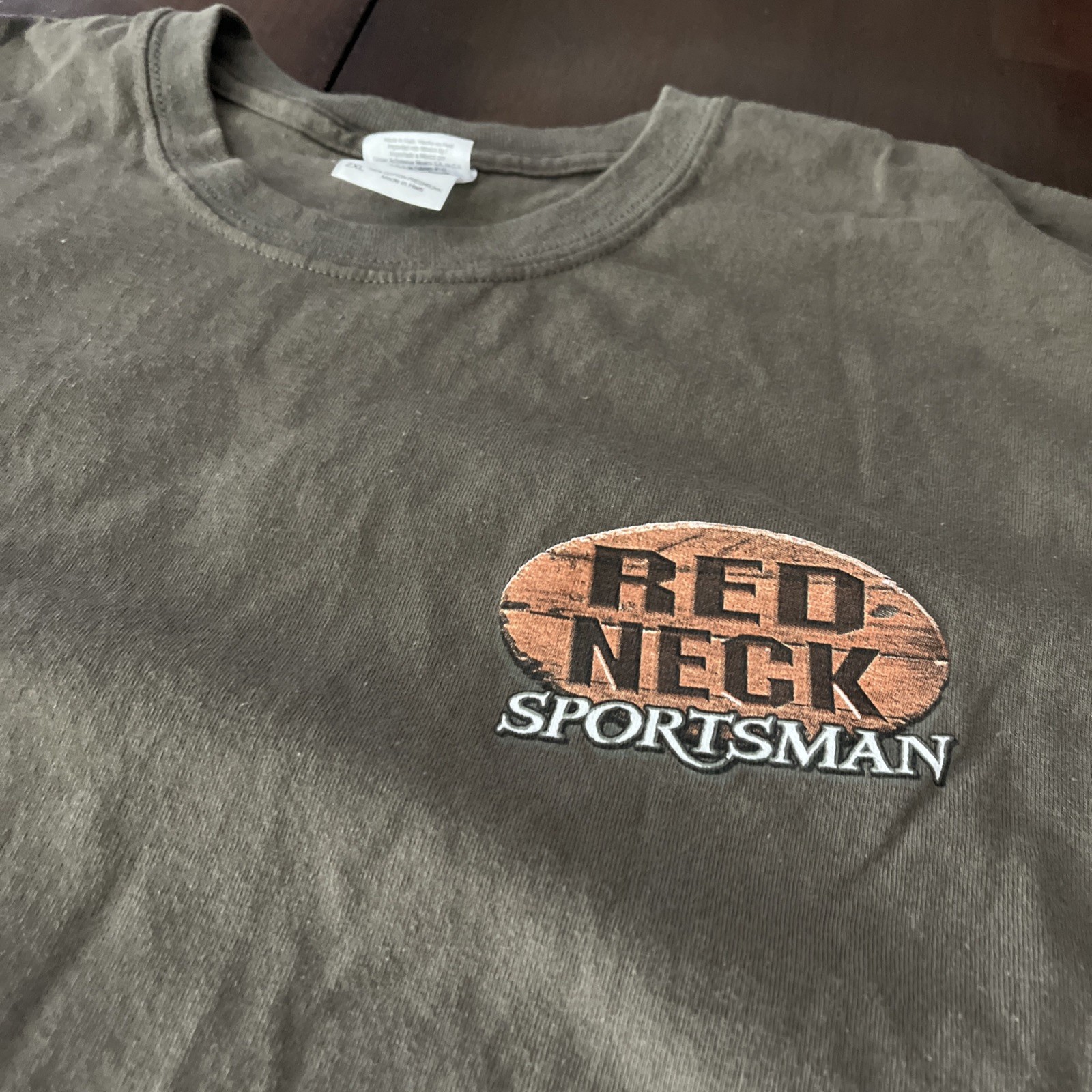 Men’s Redneck Sportsman “SHOOT OR GET OFF THE POT” Graphic T Shirt Size 2XL gallery