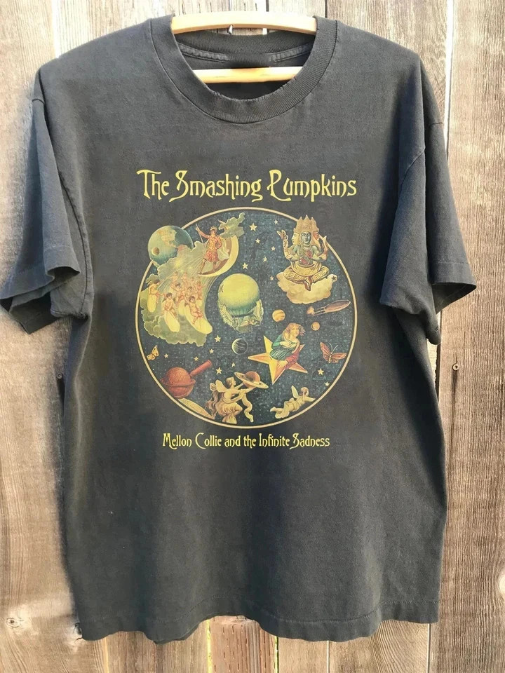 Vintage 1996 The Smashing Pumpkins Band Tour T-Shirt gallery
