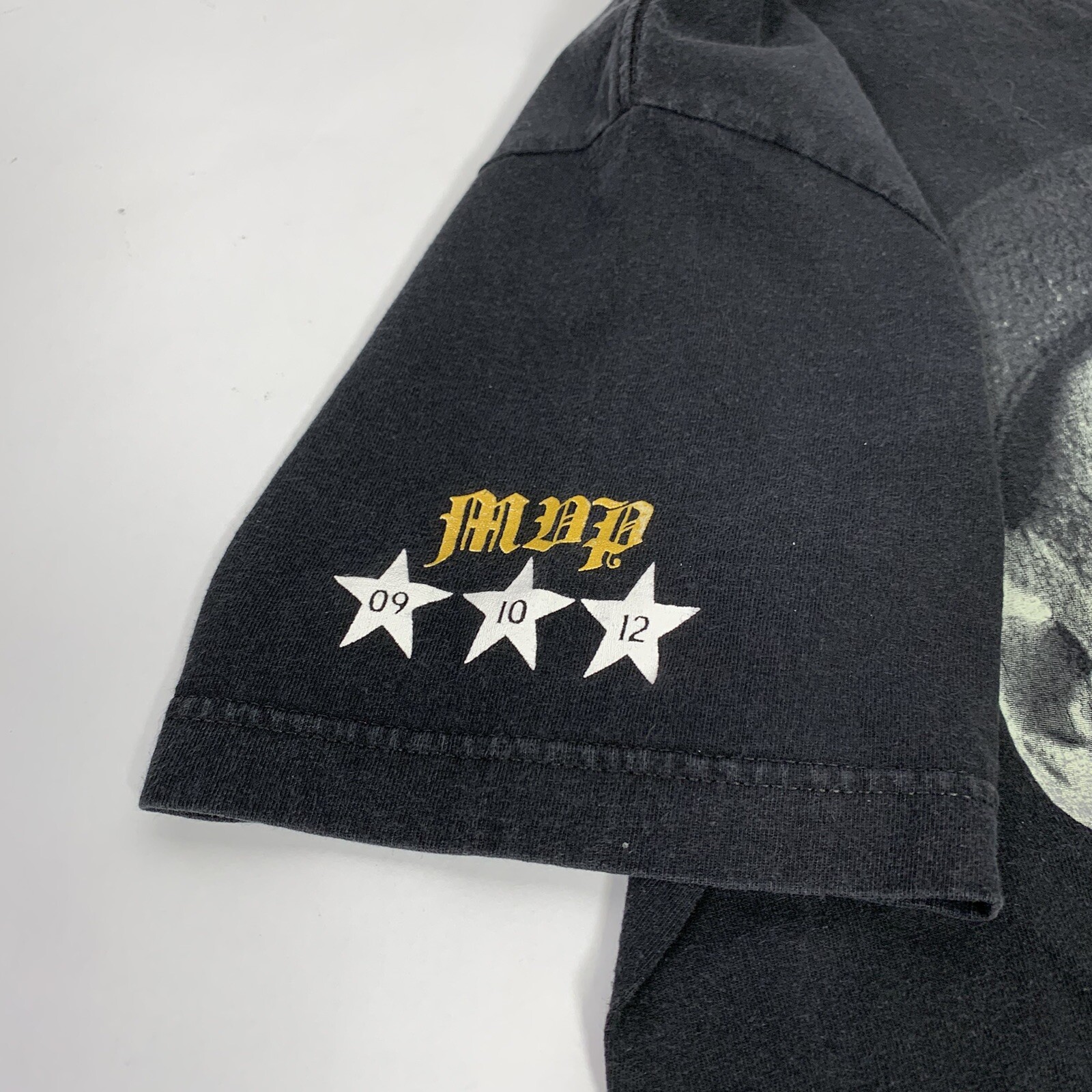 Lebron James Watch The Throne MVP UNKNWN T-Shirt BLACK size MEDIUM gallery