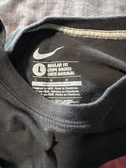 Nike Men’s Black Just Do It Swoosh Graphic Crew Neck Tee Regular Fit L