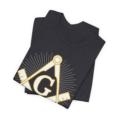 Masonic Square and Compass T-Shirt – Freemasonry Symbol Graphic Tee