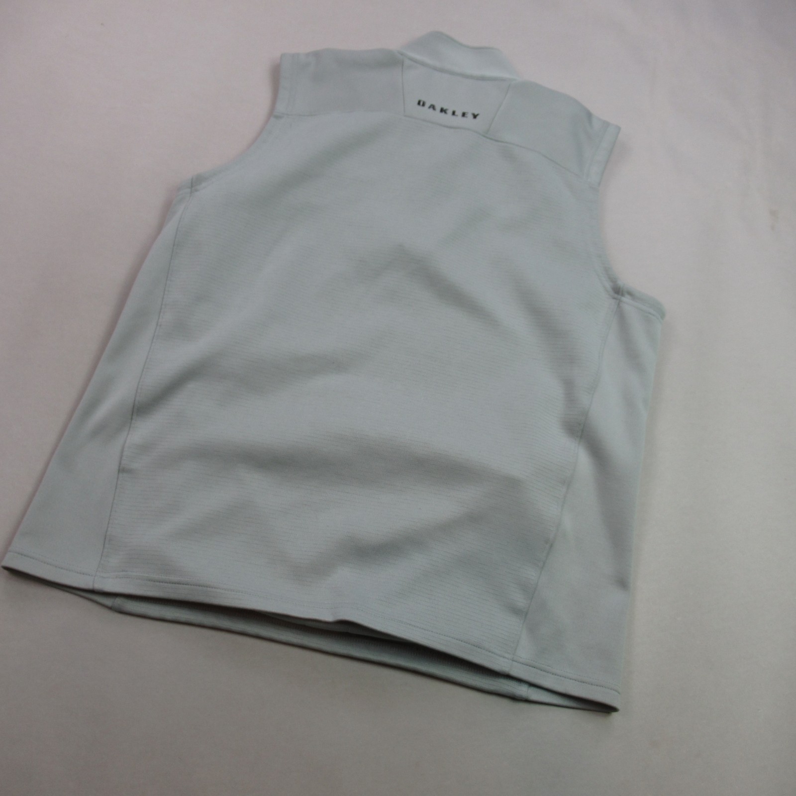 Oakley Shirt Mens XL Sleeveless Lightweight Casual 1/4 Zip Gray Pockets gallery