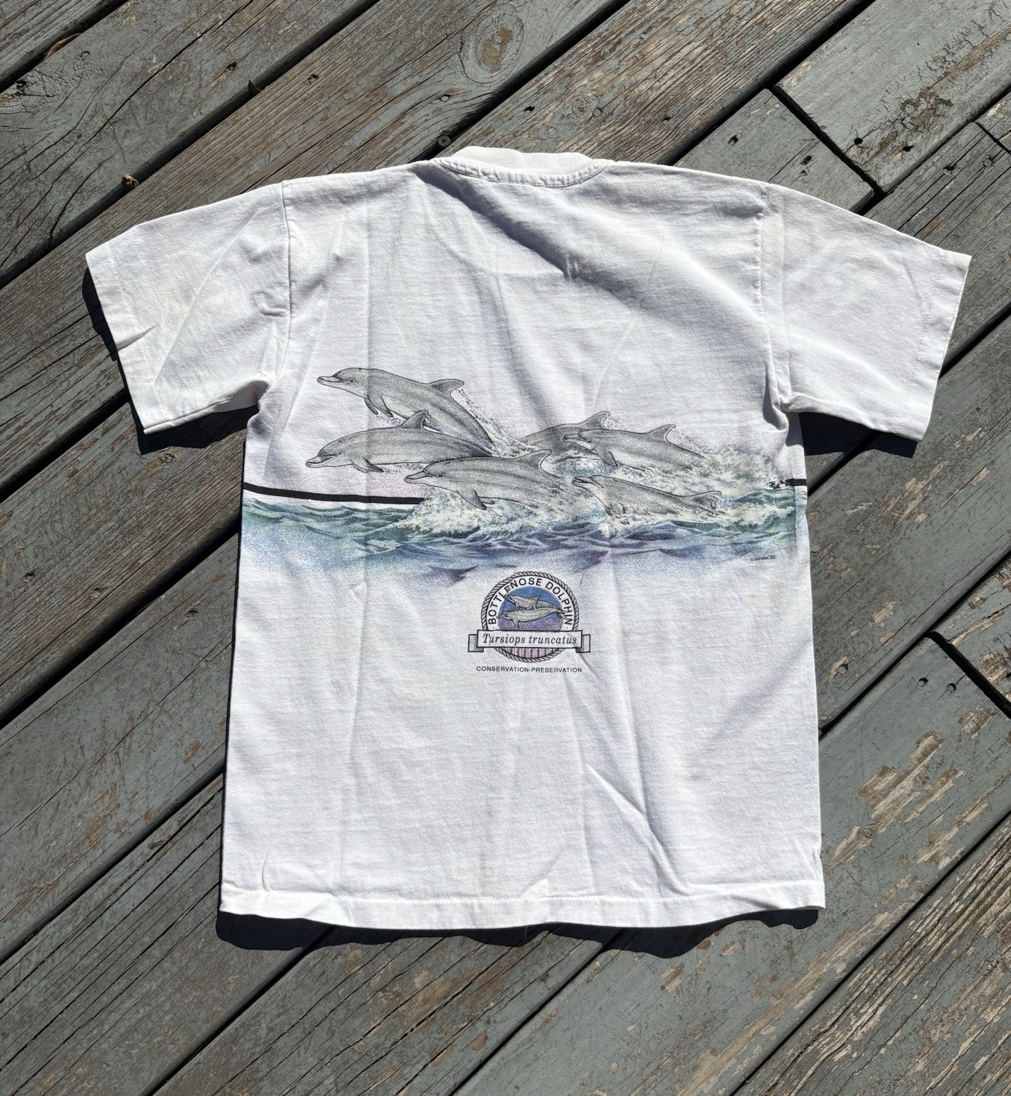 Vintage Sea World Bottlenose Dolphin Single Stitch Wrap Around Tee Shirt 90s gallery