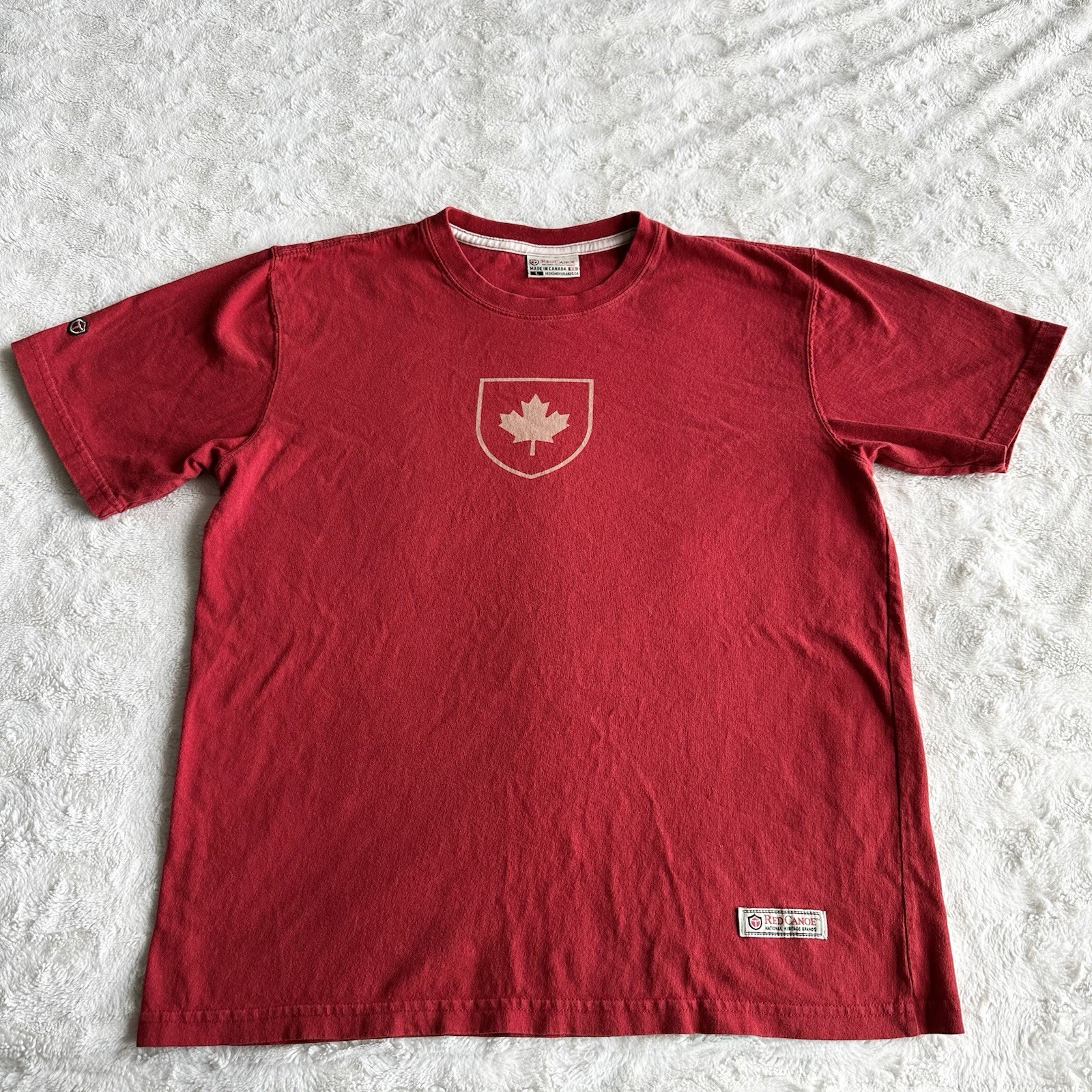 Red Canoe Canada Shirt Tee Mens Large Maple Leaf Canadian Cotton Classic Logo SS gallery