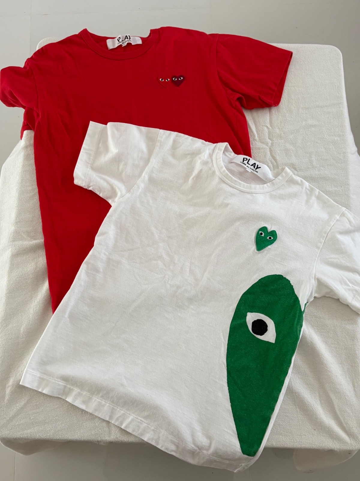 Comme des Garcons PLAY Red Double Heart T-Shirt SZ M & Green Heart T Shirt VG