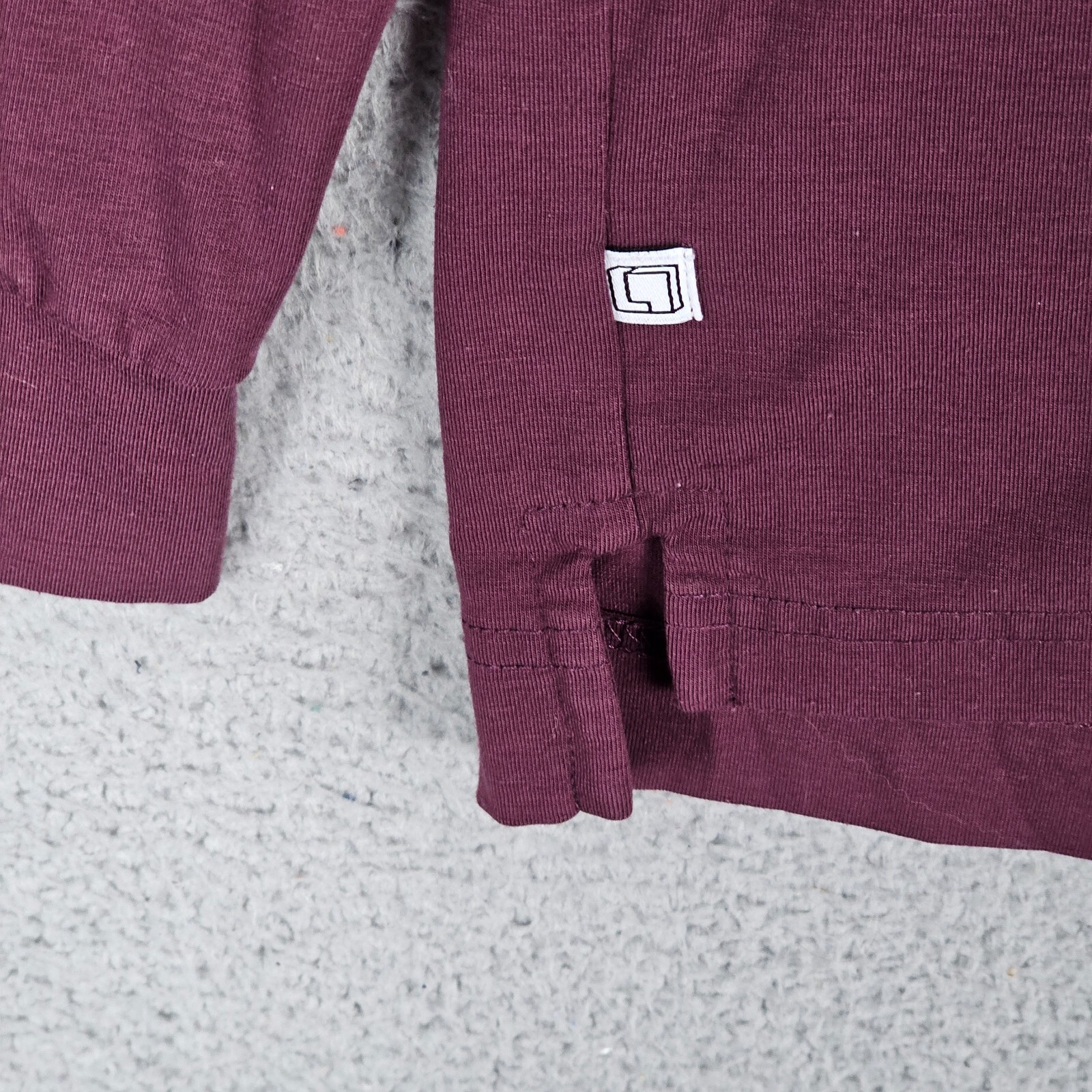 Leisure Lab Everyday T-Shirt Mens 3 Burgundy Stretch High Low Slit Long Sleeve gallery
