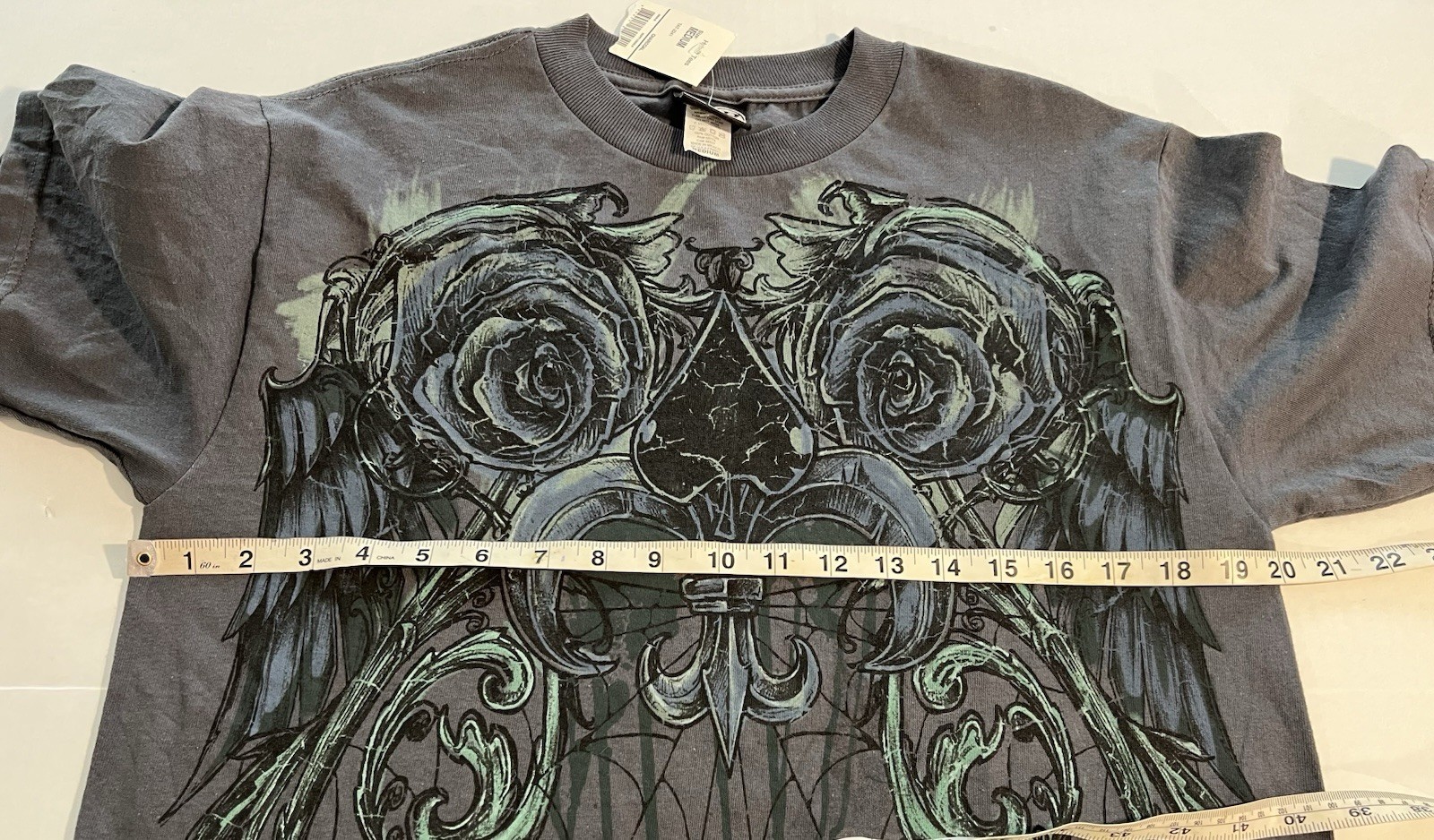 VTG Y2K Hybrid Tees T Shirt Gothic Tribal Graphic Roses fleur-de-lis Men’s Sz M gallery
