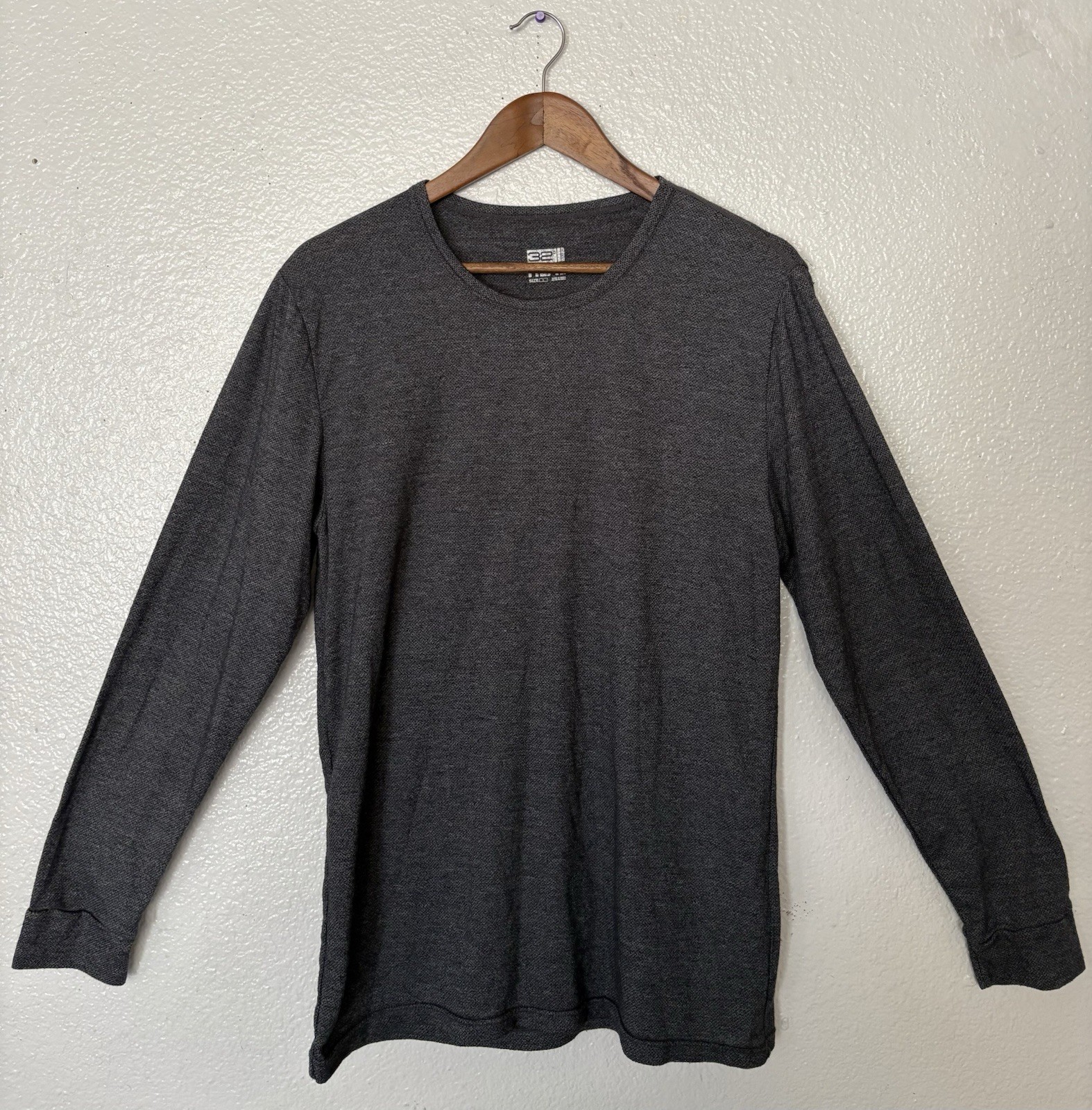 32 Degree Heat Men Shirt Large Black Polyester Blend Long Sleeve Pullover Tshirt