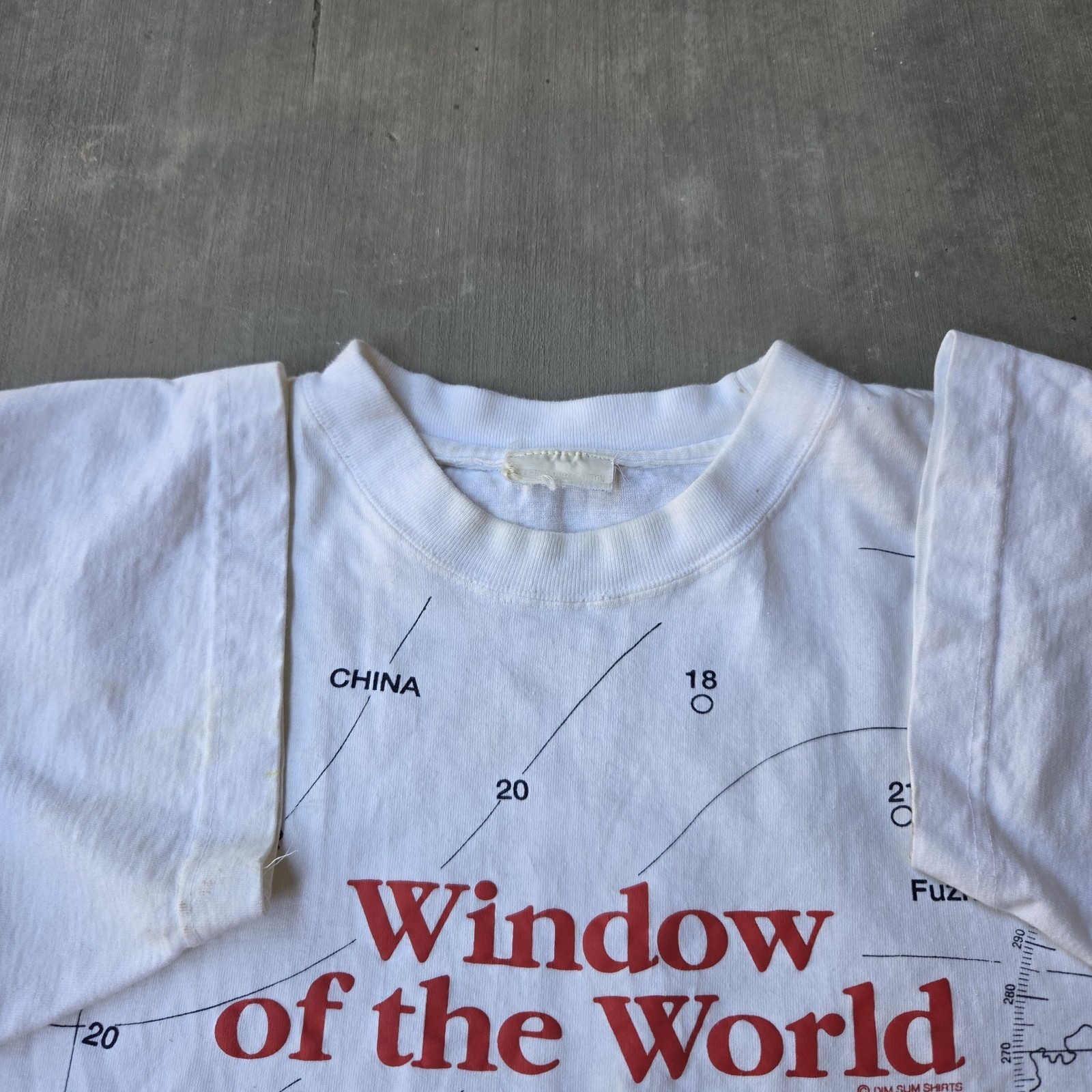 Vintage 90s China Window Of The World Map Tshirt Size XL White gallery