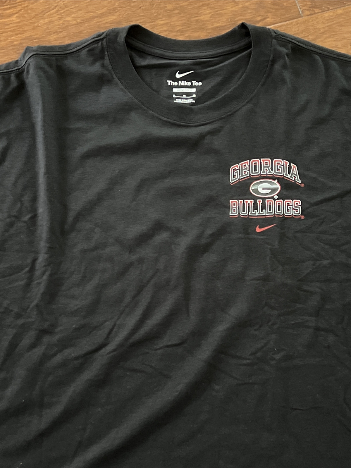 NIKE Long Sleeve Georgia Bull Dogs Shirt Large And XL gallery