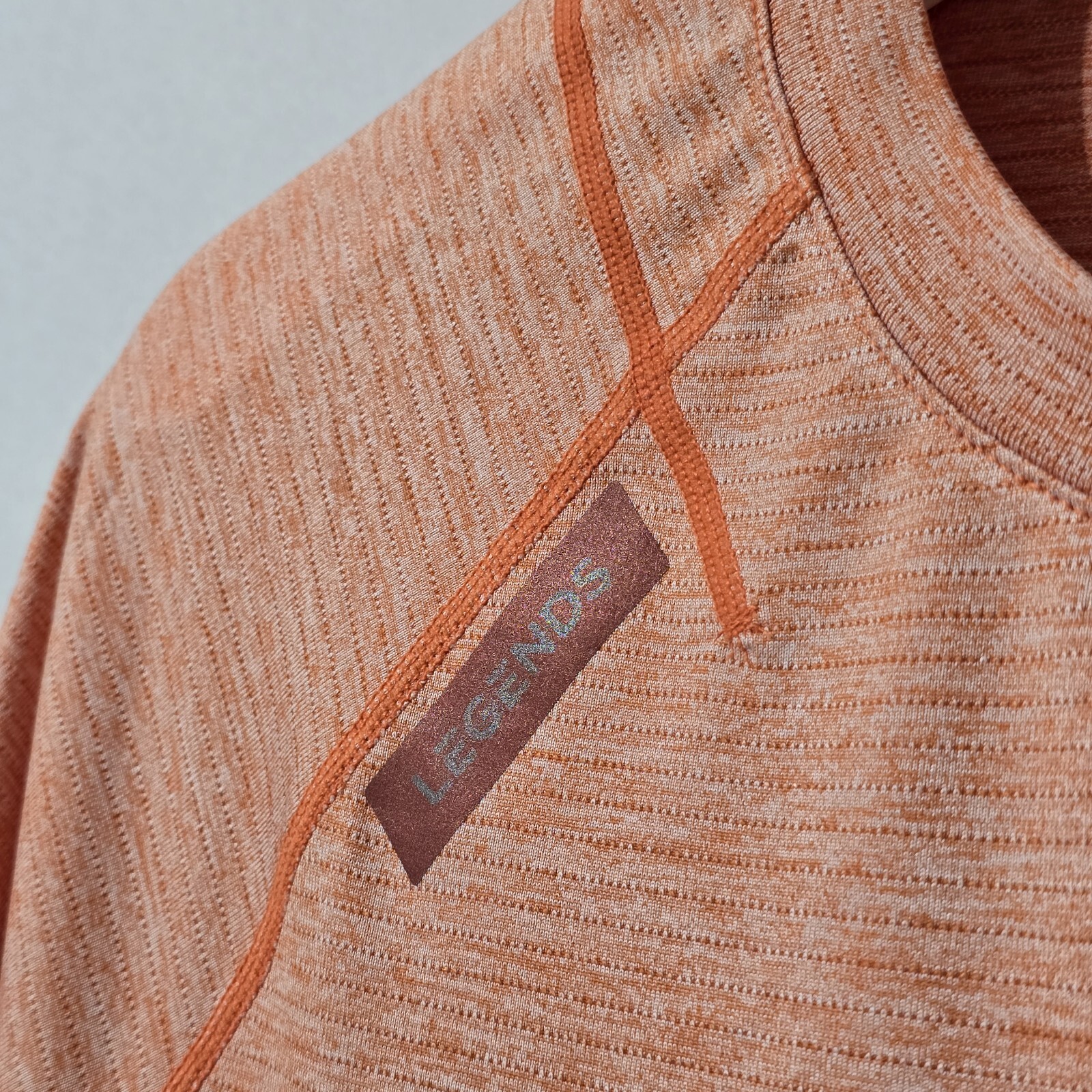 $50 Legends Mens Enzo Tee Coral Heather Sz Medium Athletic Scalloped Hem NWT gallery