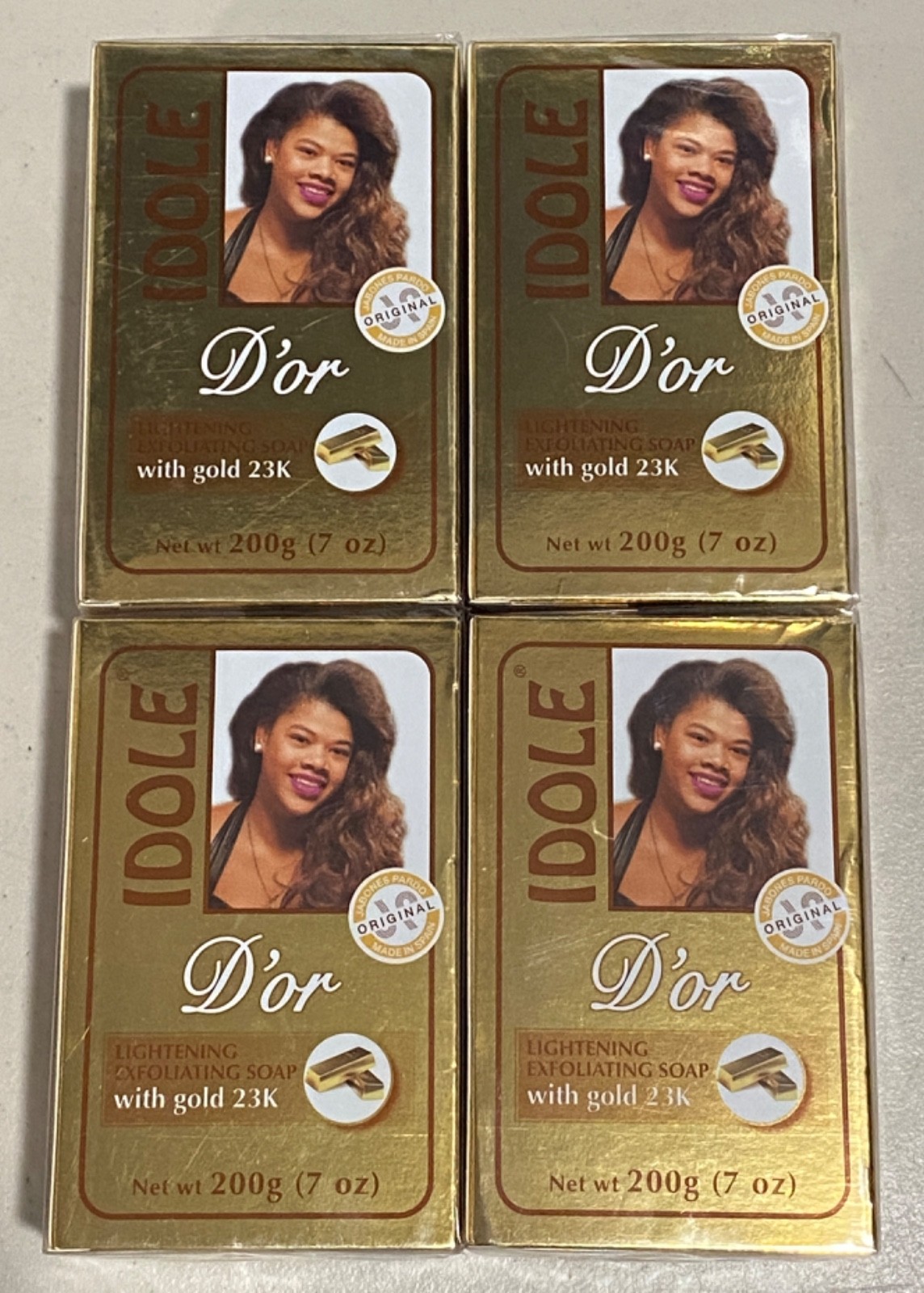 4-Pack – IDOLE D’or Exfoliating Soap with gold 23k – 7oz (200g) each