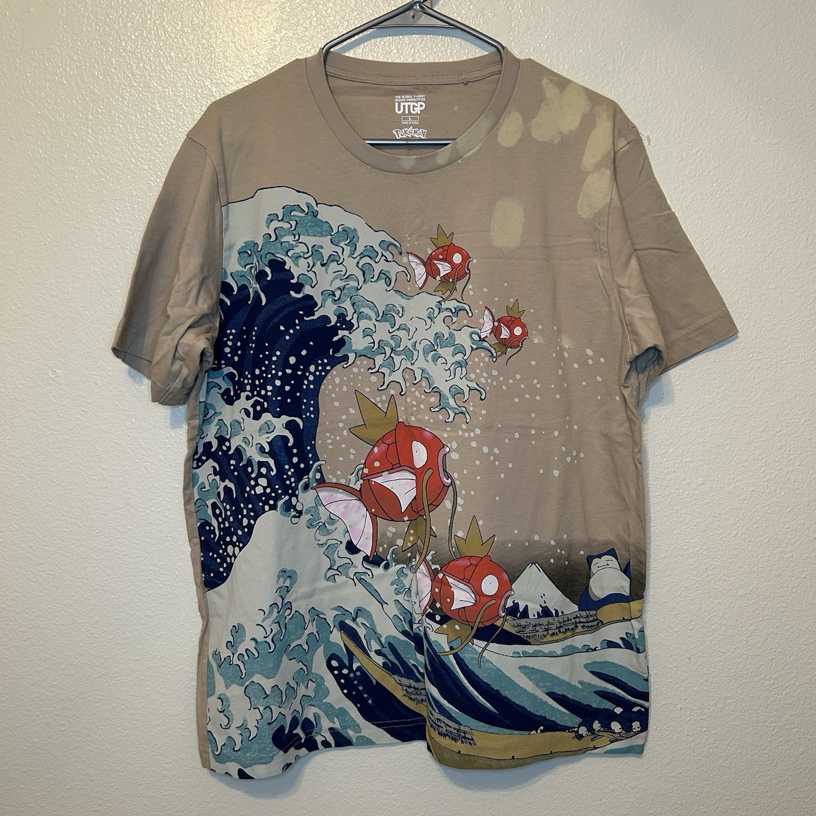 Pokemon Uniqlo Magikarp Snorlax Great Wave Off Kanagawa Hokusai UTGP Anime BG20 gallery
