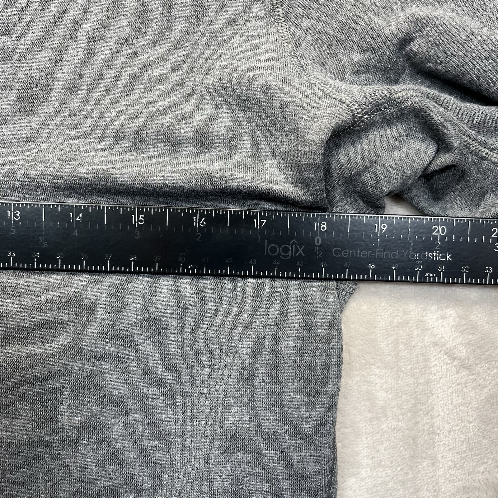 Patagonia Capilene Polartec Baselayer Shirt Mens Medium Thermal Weight Gray gallery