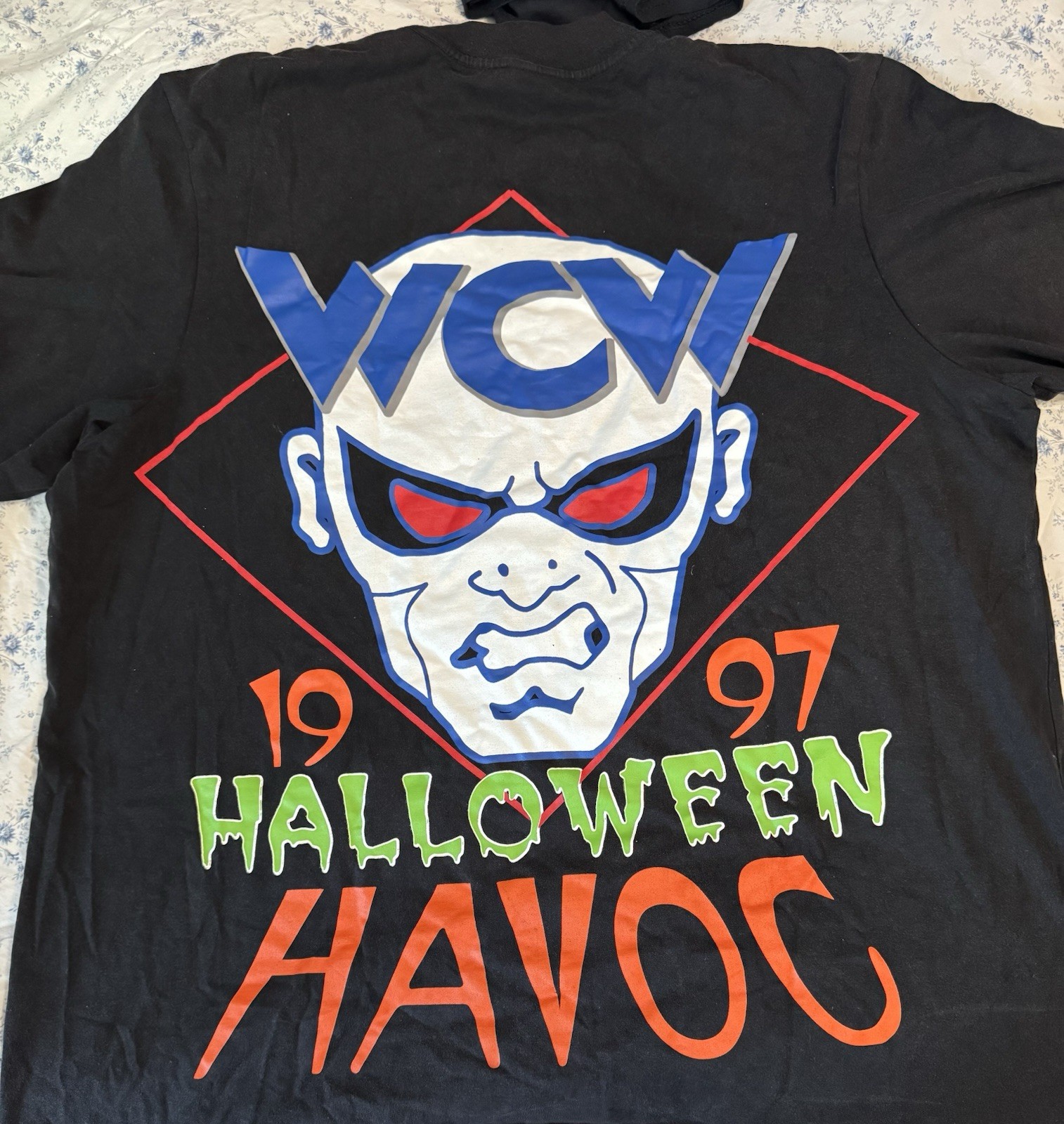 WWF/WWE Halloween Havoc 1997 Rap Tee Shirt IYKYK Men’s XL gallery