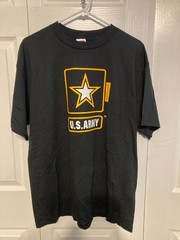 US ARMY BLACK TEE SHIRT W/LARGE STAR ON FRONT AND USA FLAG ON BACK SEE PIX