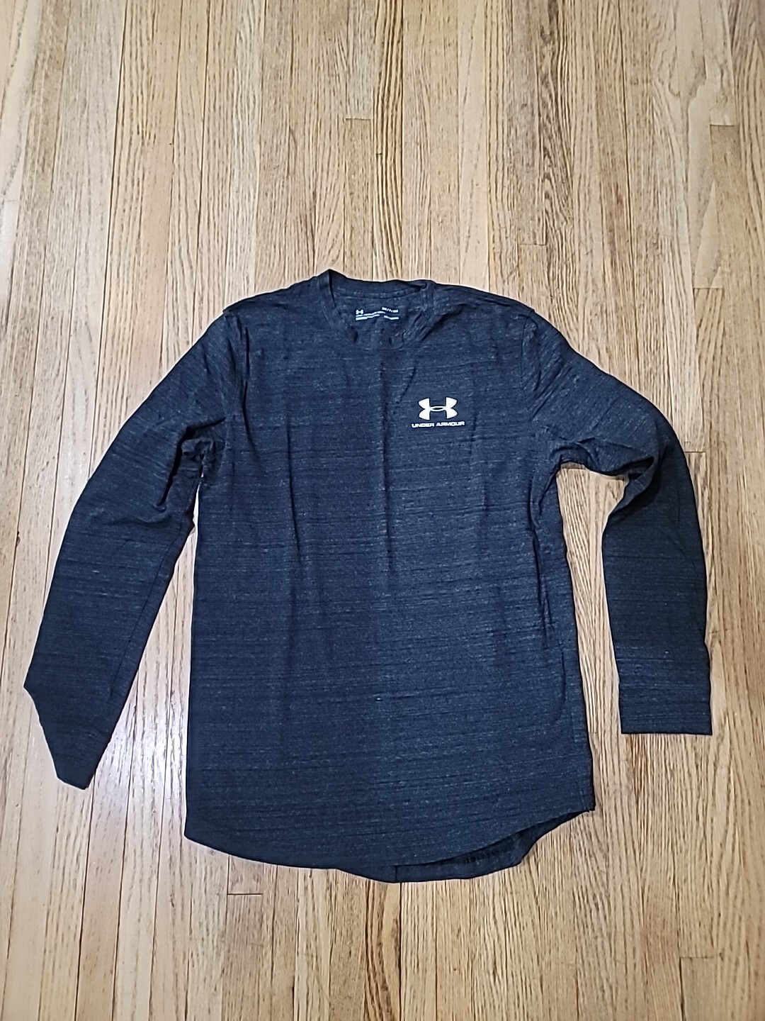 Under Armour Long Sleeve Shirt Men’s SMALL GREY HeatGear Loose Fit Athletic