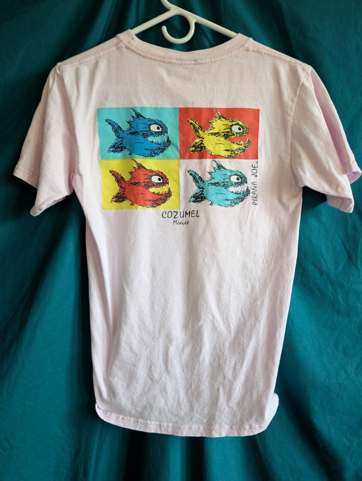 Piraña Joe Cozumel Tee S Pink Pop Art Graphic Shirt Funny Tropical Fish gallery
