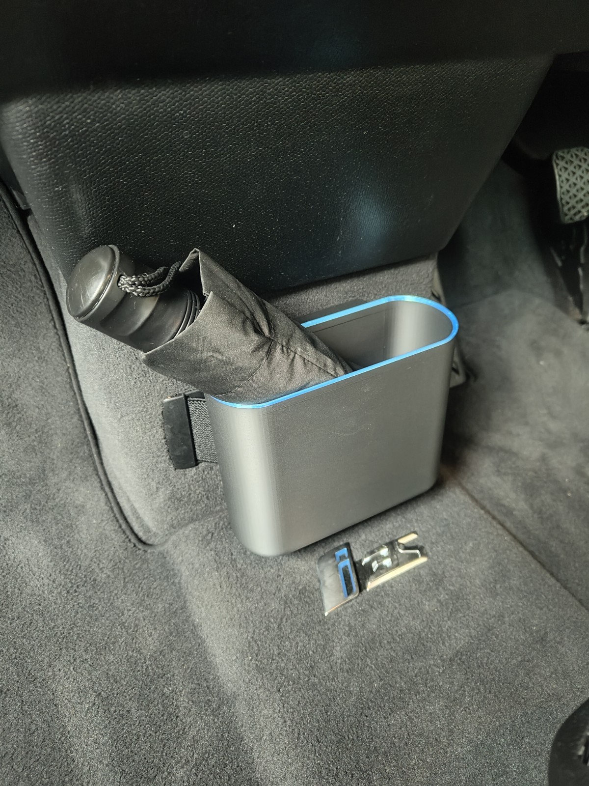 BMW i3 Front Cubby/Bin, Center Storage. (Models 2018 With Band). New, UK made.