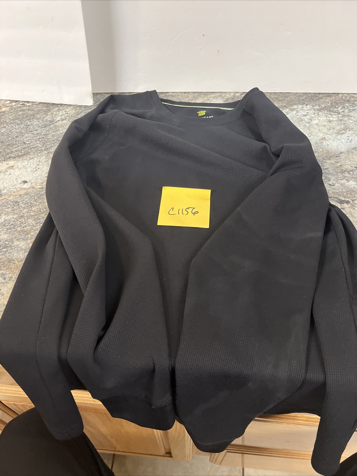 Tek Gear Adult Long Sleeve Waffle Men’s Shirt XL 100% Polyester Black