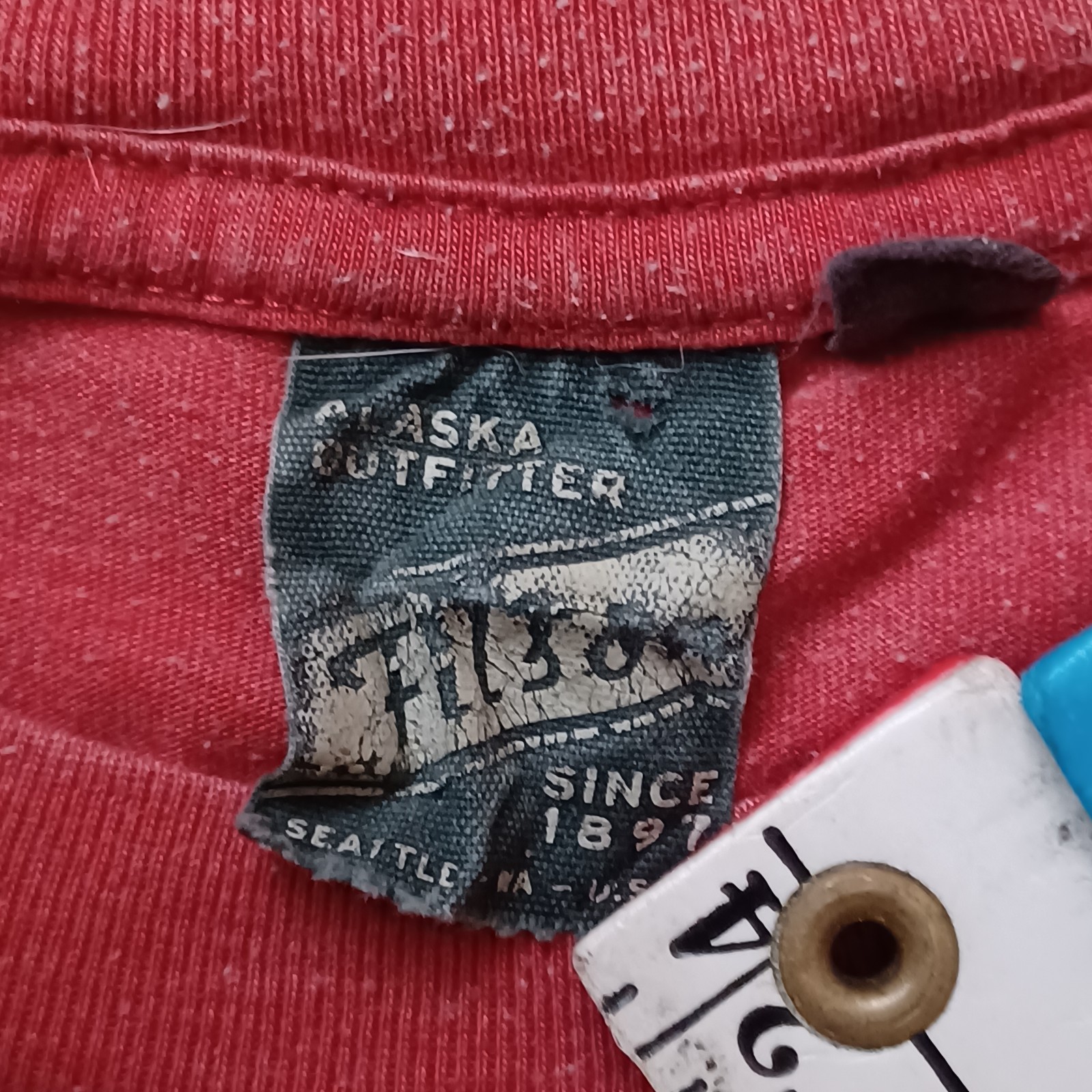 Vintage Filson Alaskan Outfitters T Shirt Mens Medium Cardinal Red Bison Logo gallery