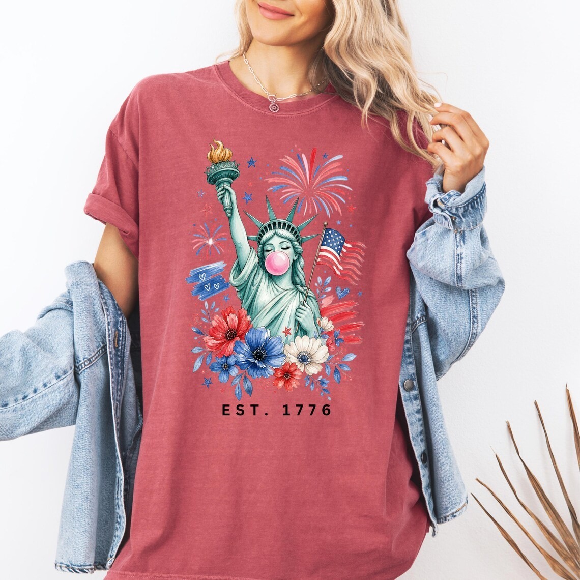 Funny Statue of Liberty Bubble Gum Shirt Cute 4th of July Women Patriotic Tee gallery