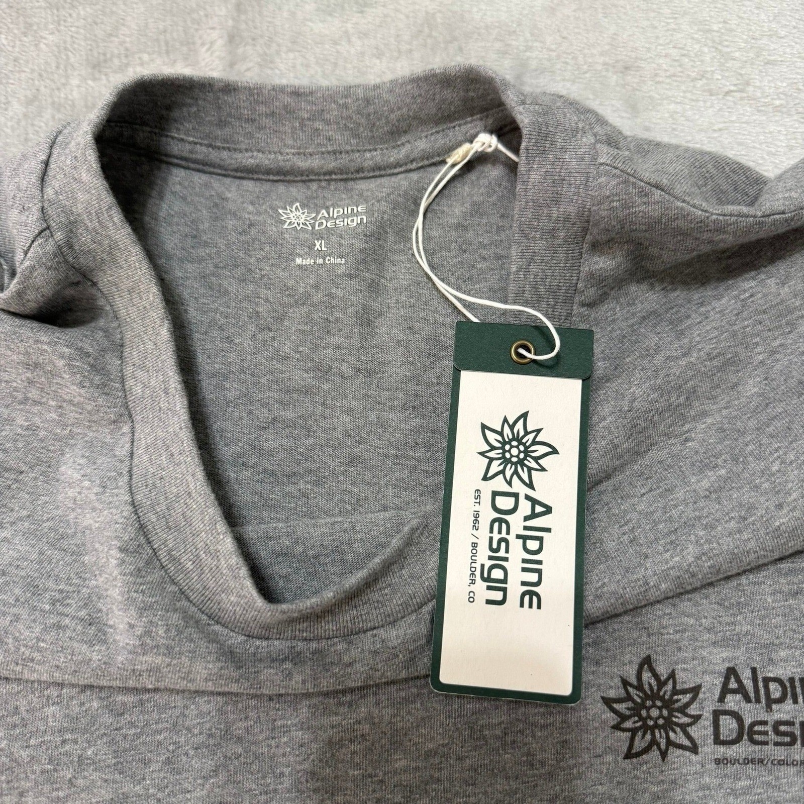 Alpine Design Mens XL T-Shirt Gray Rocky Mountains Colorado Hiking Gorpcore New gallery