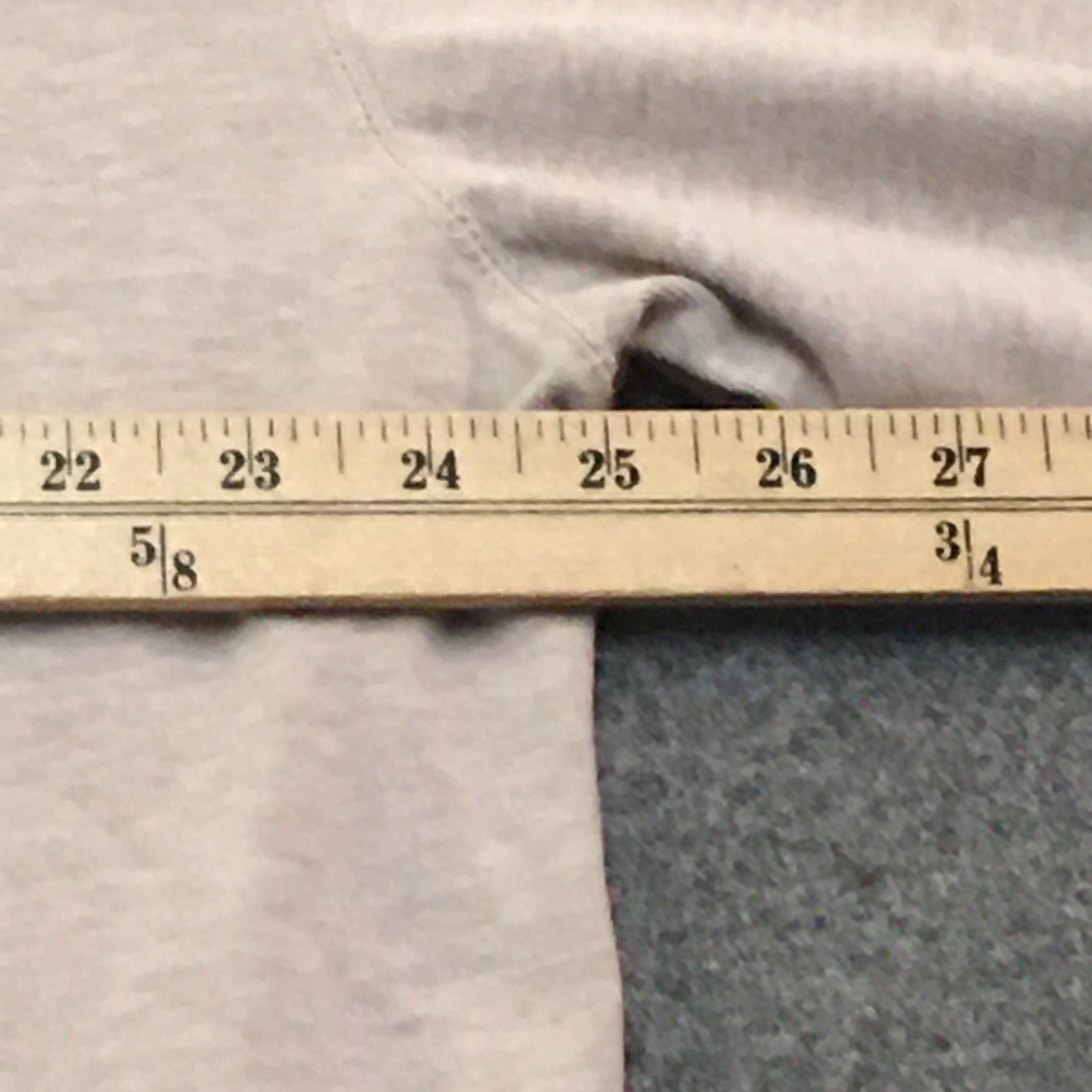 St. John's Bay Men XL Long Sleeve Henley Beige Heather Preppy Sueded Jersey Knit gallery