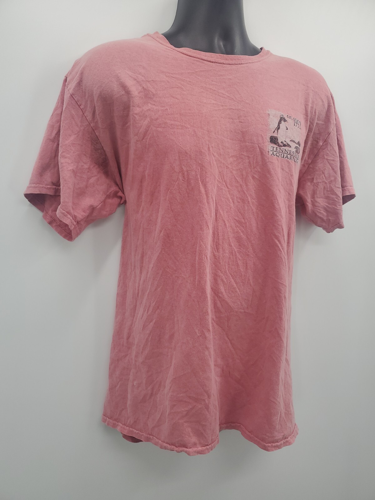RFBF Men's Pre Shrunk Washed Pink "TENNESSEE AQUARIUM" Shirt Size Large gallery