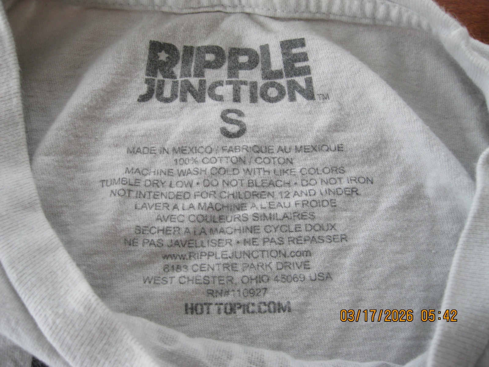 The MOTHMAN Ripple Junction T-Shirt Men's SZ SM Graphic Print GRAY gallery
