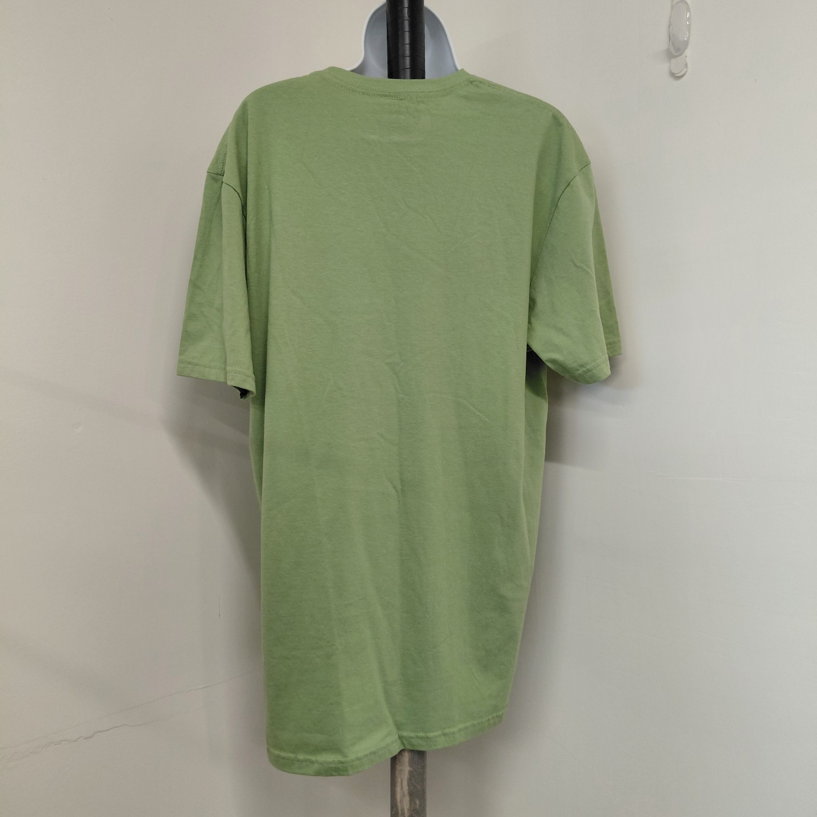 Grinch Love T-Shirt Women's Size Large Green Short Sleeve Crewneck Christmas 🎄 gallery