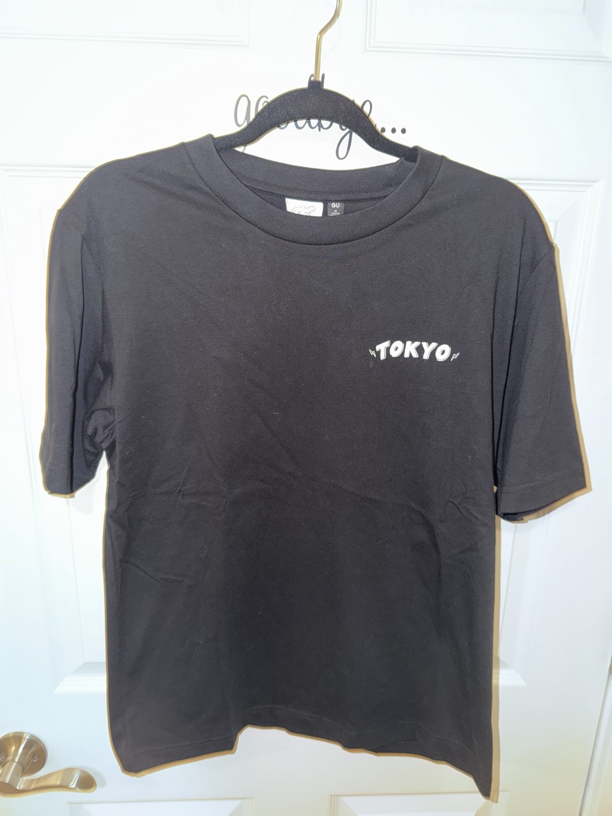 GU x M Qoonana TOKYO Graphic T-Shirt In Size Medium-NWT
