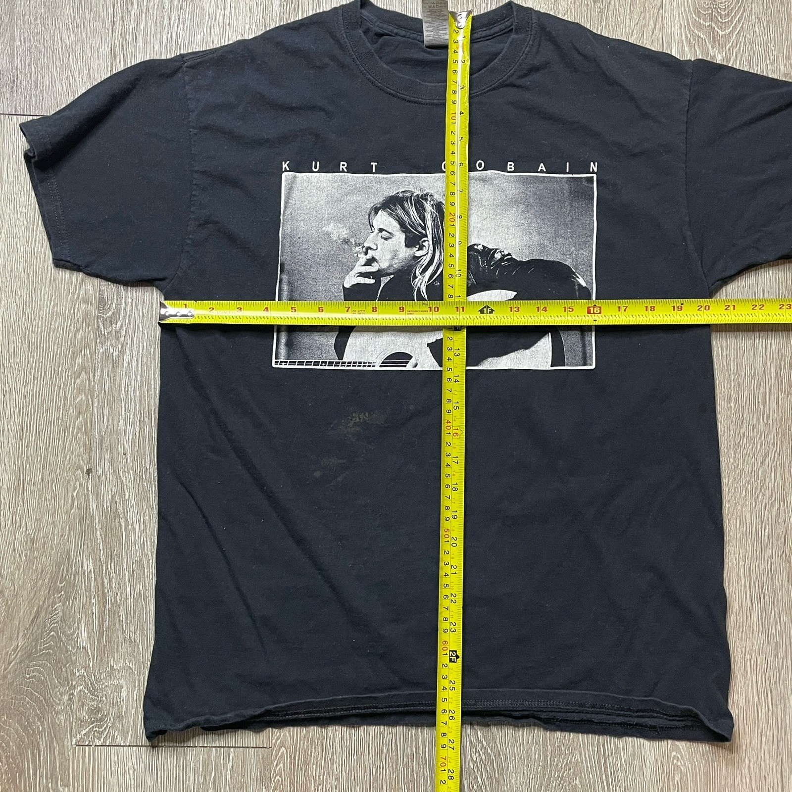 Kurt Cobain Portrait Graphic T Shirt Large Nirvana Grunge Music Tee Bleach Stain gallery