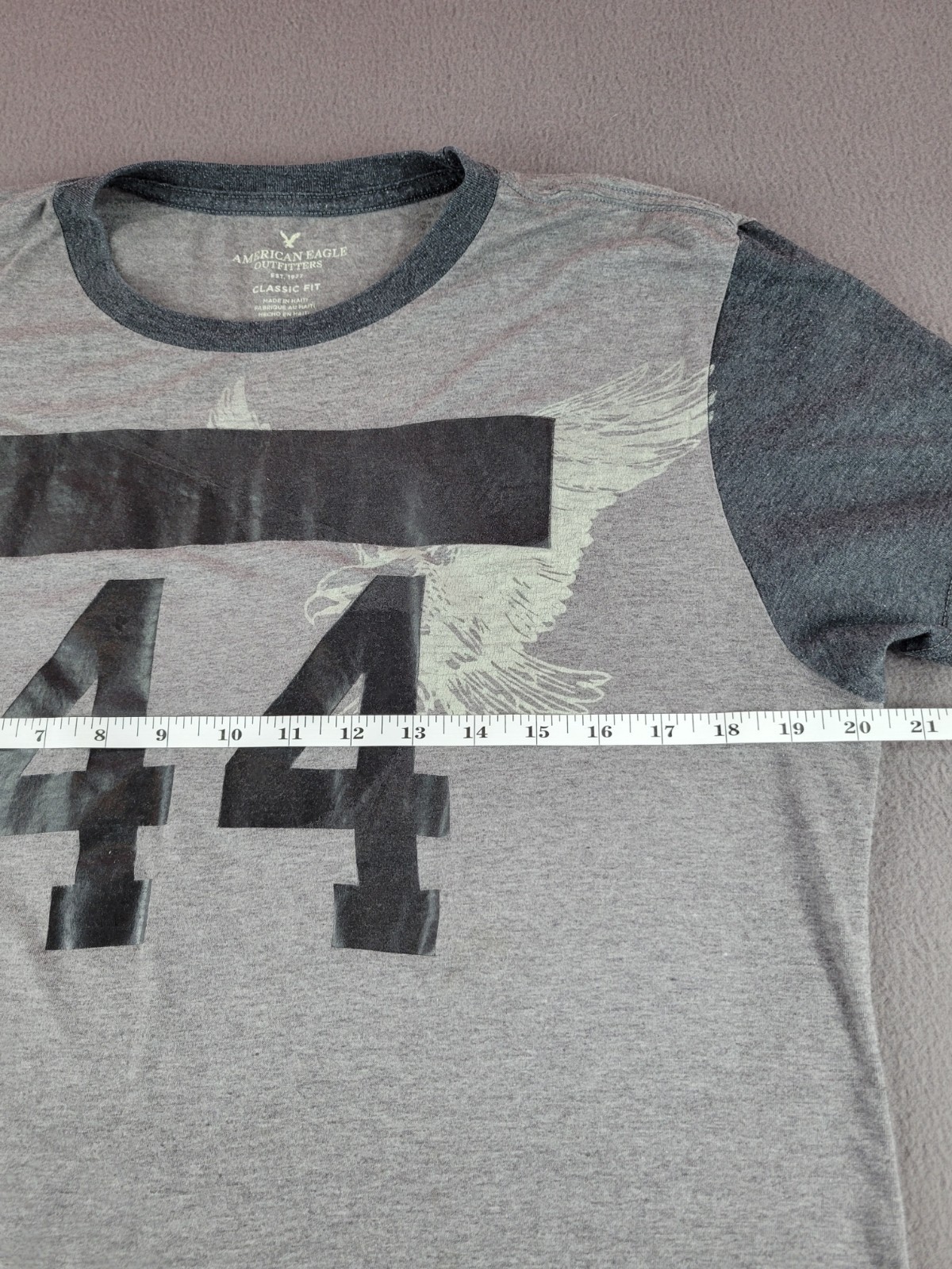 American Eagle Outfitters Men's Medium Gray Classic Fit T-shirt Short-sleeve gallery