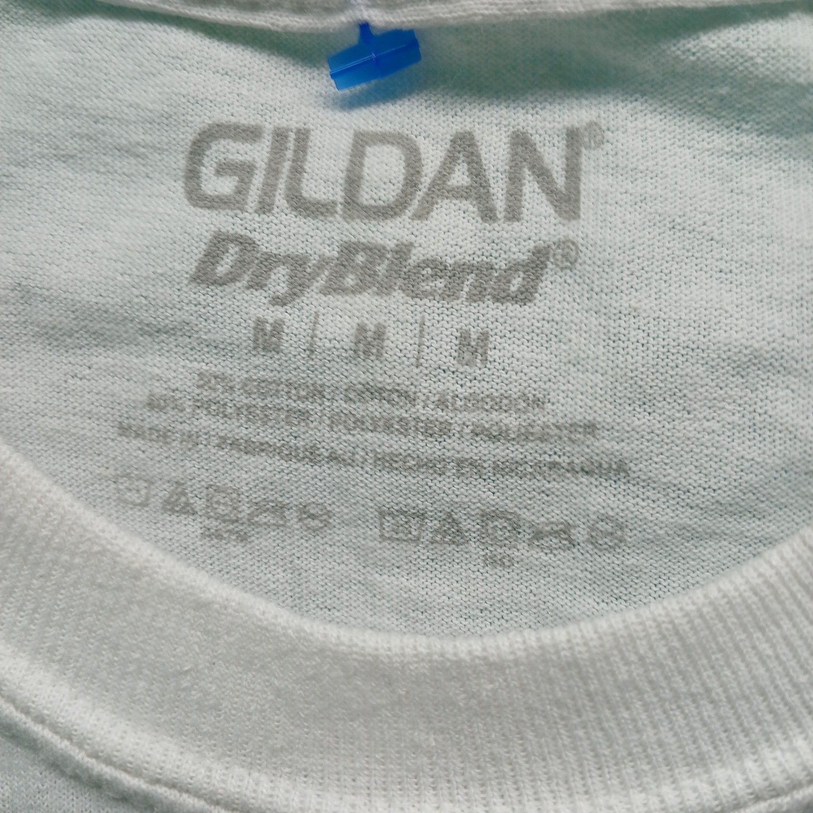 Gildan Graphic T-Shirt Medium White Go Workout Fitness Center Gym Athletic Tee gallery