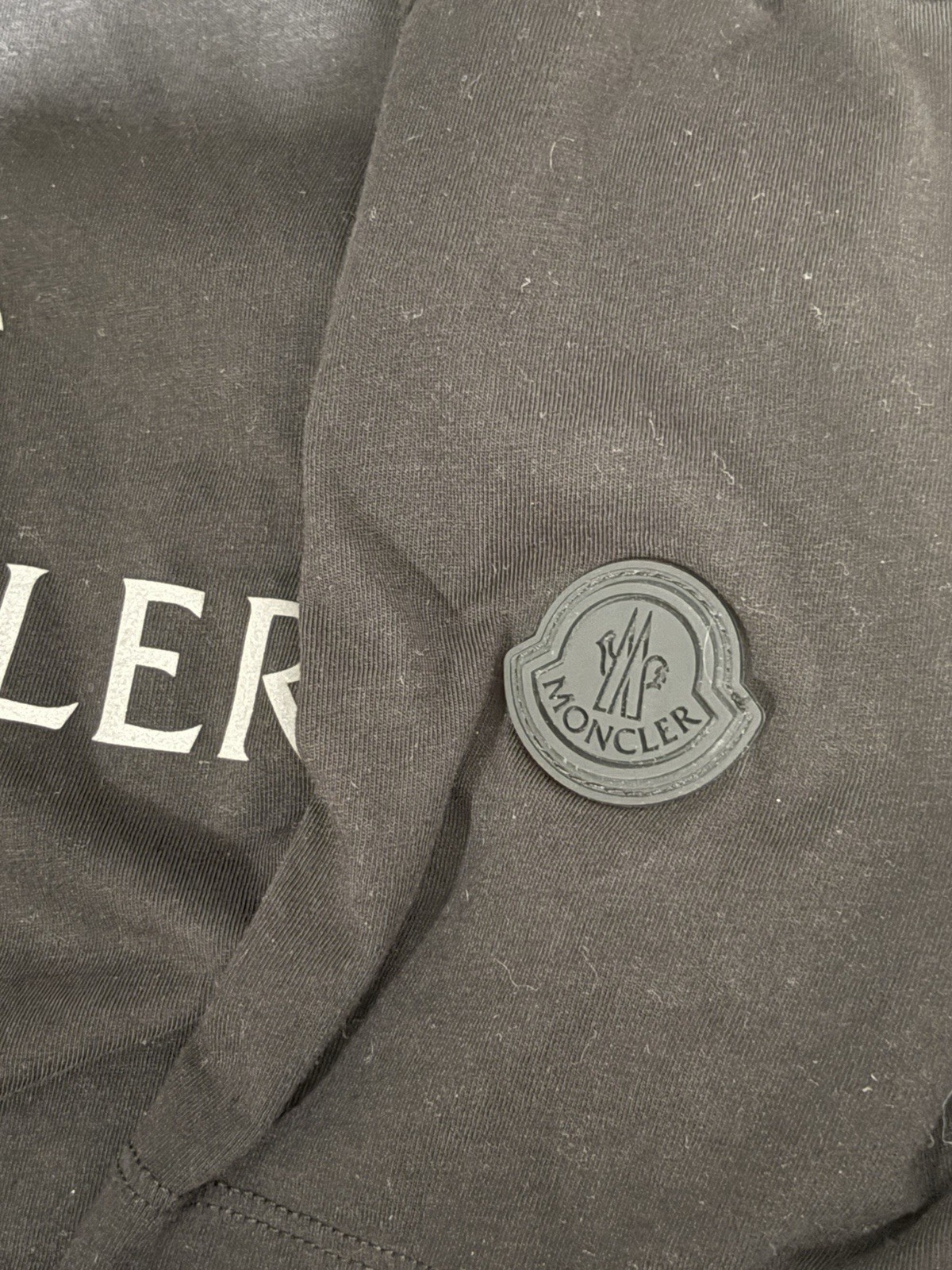 Moncler Men's T-Shirt Size M gallery