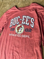Buc-ee’s Athletic Dept. 1982 Red Heather Long Sleeve Graphic T-Shirt