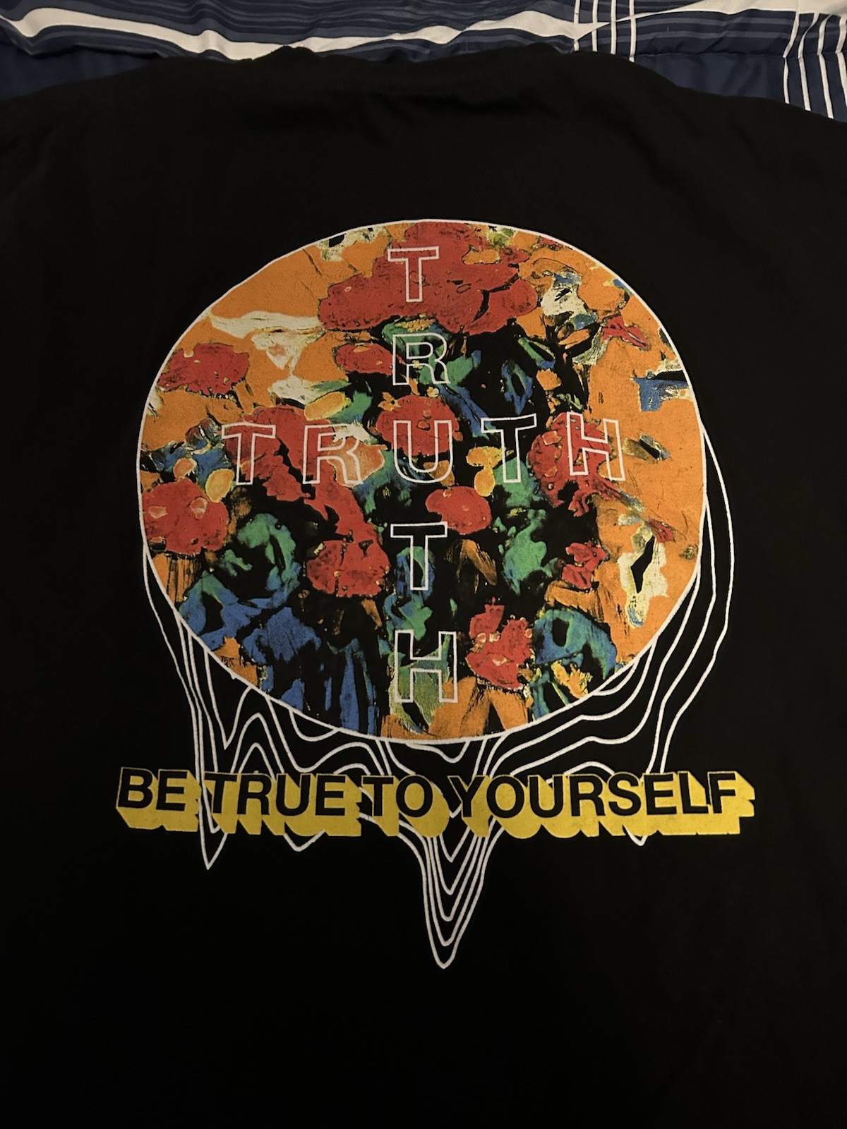 Truth Theory “be True To Yourself” Graphic Tee Size XL gallery