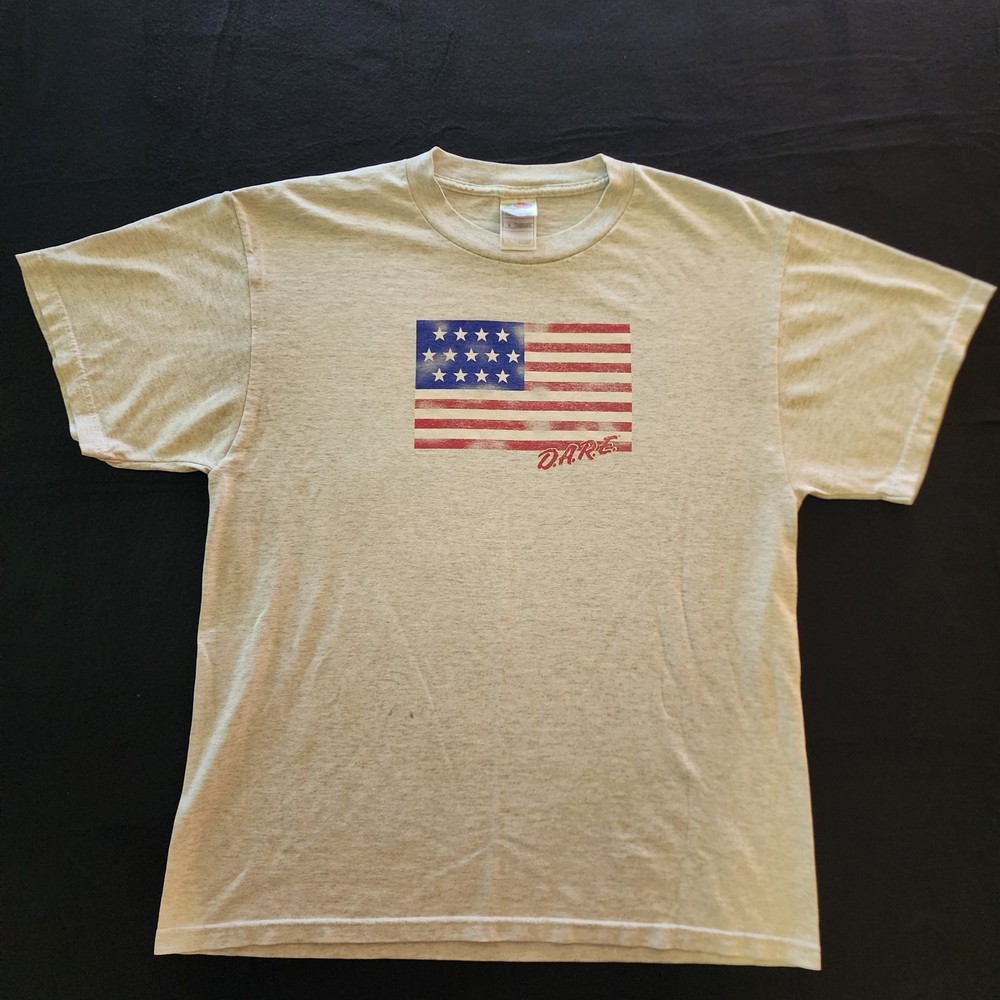 D.A.R.E. American Flag Men’s Tee Size Lg USA Just Say No Vintage Y2k T-shirt