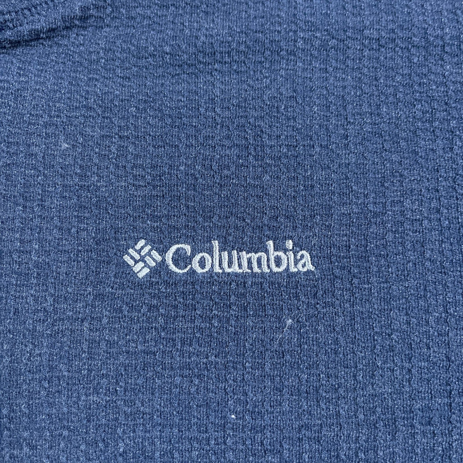 Columbia Shirt Mens Medium Blue Long Sleeve Henley Textured Waffle Knit gallery