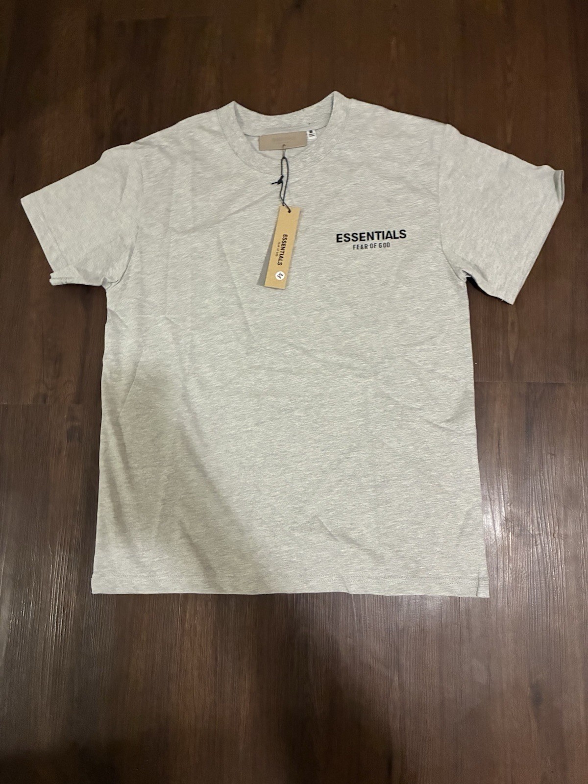 Essentials Fear of God Men's M Gray Logo Crew Neck Short Sleeve T-Shirt New gallery