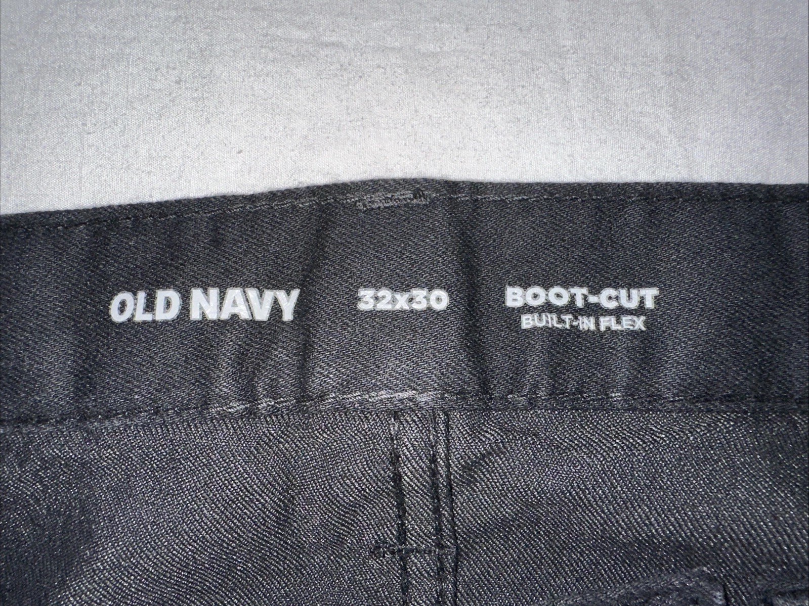 NWT Old Navy Men’s 32 x 30 Black Boot Cut Built in Flex Jeans gallery