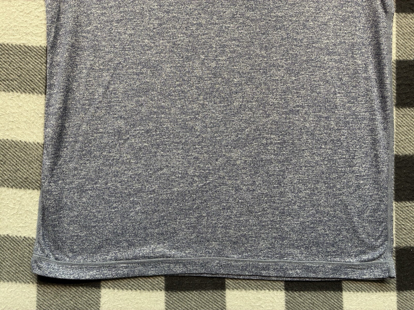 Rhone Reign Performance Shirt Mens Medium Short Sleeve Workout Training Gym gallery