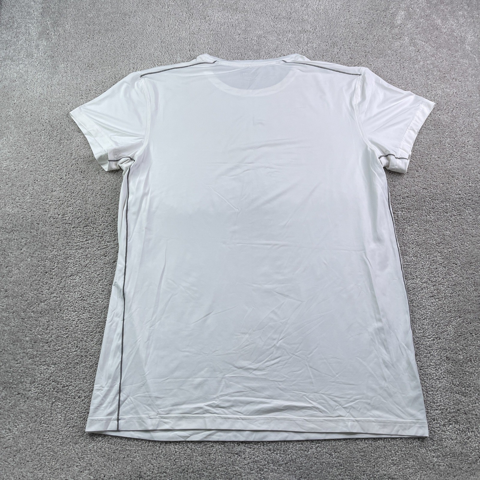 Duluth Trading Shirt Mens XL White Armachillo Cooling Performance Tee Active gallery