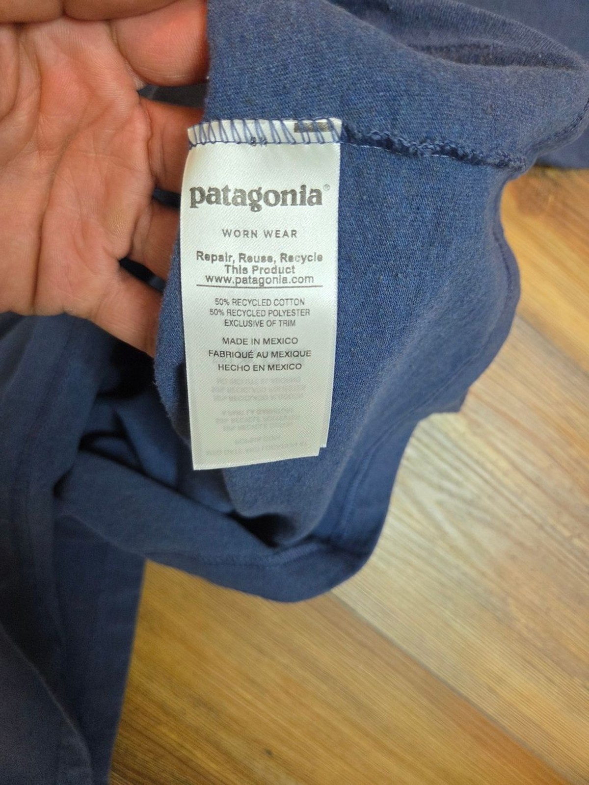 Patagonia Recycled Responsibili-Tee Mens XL gallery
